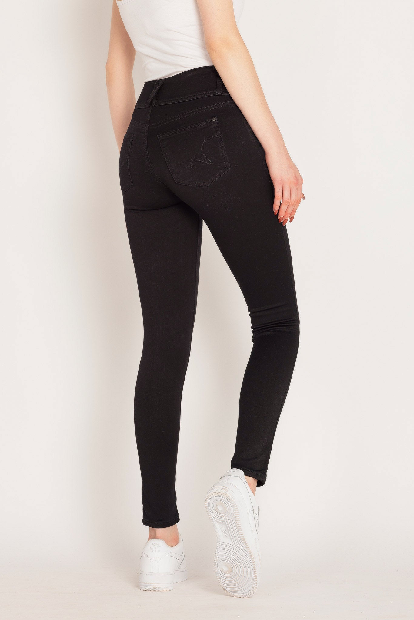 WallFlower Black High-Rise Jegging