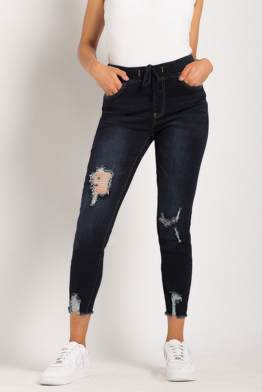 Jogger denim hyper foncé YMI taille haute à ourlet effiloché