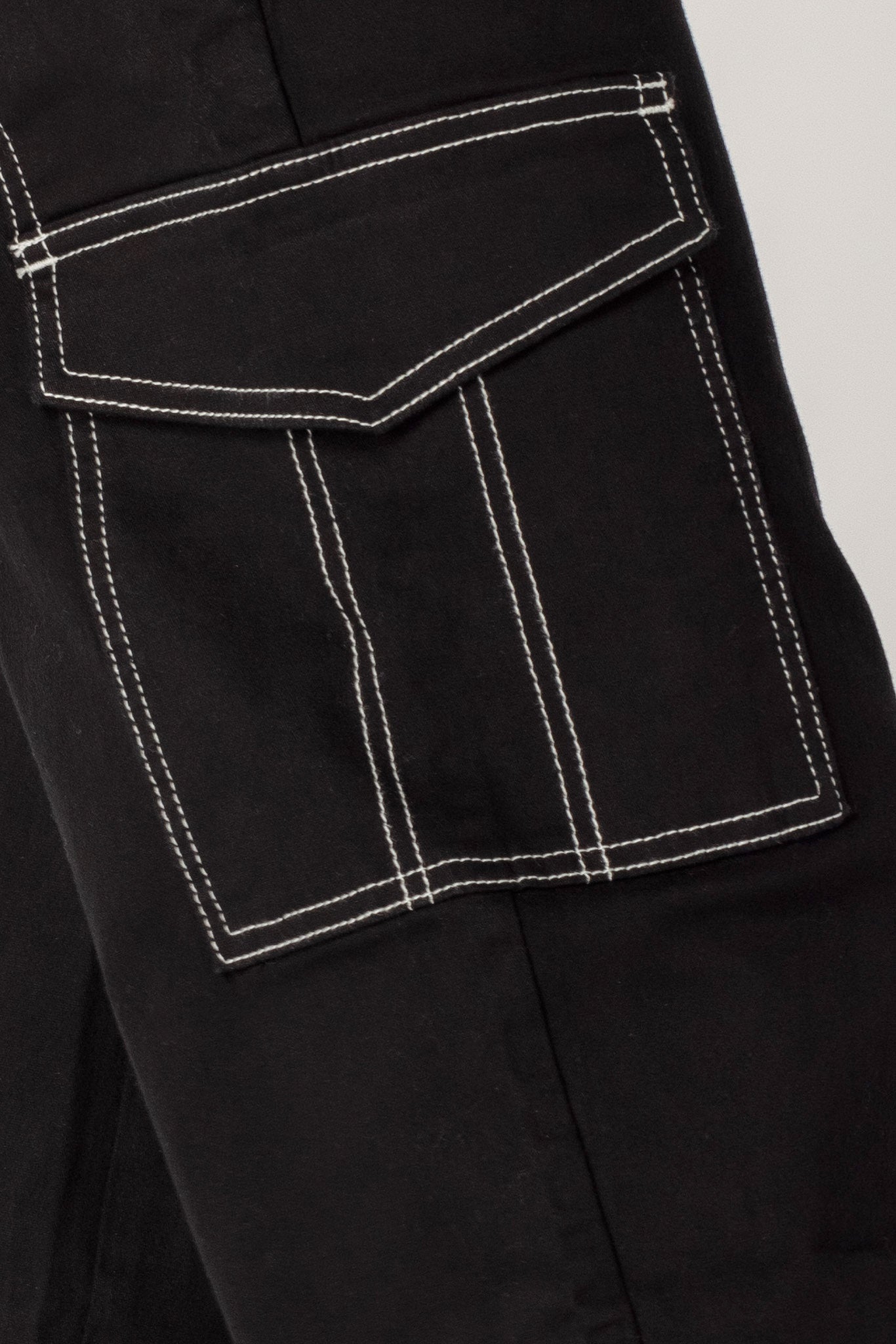 Almost Famous Black Skater Jean with Contrast Stitching