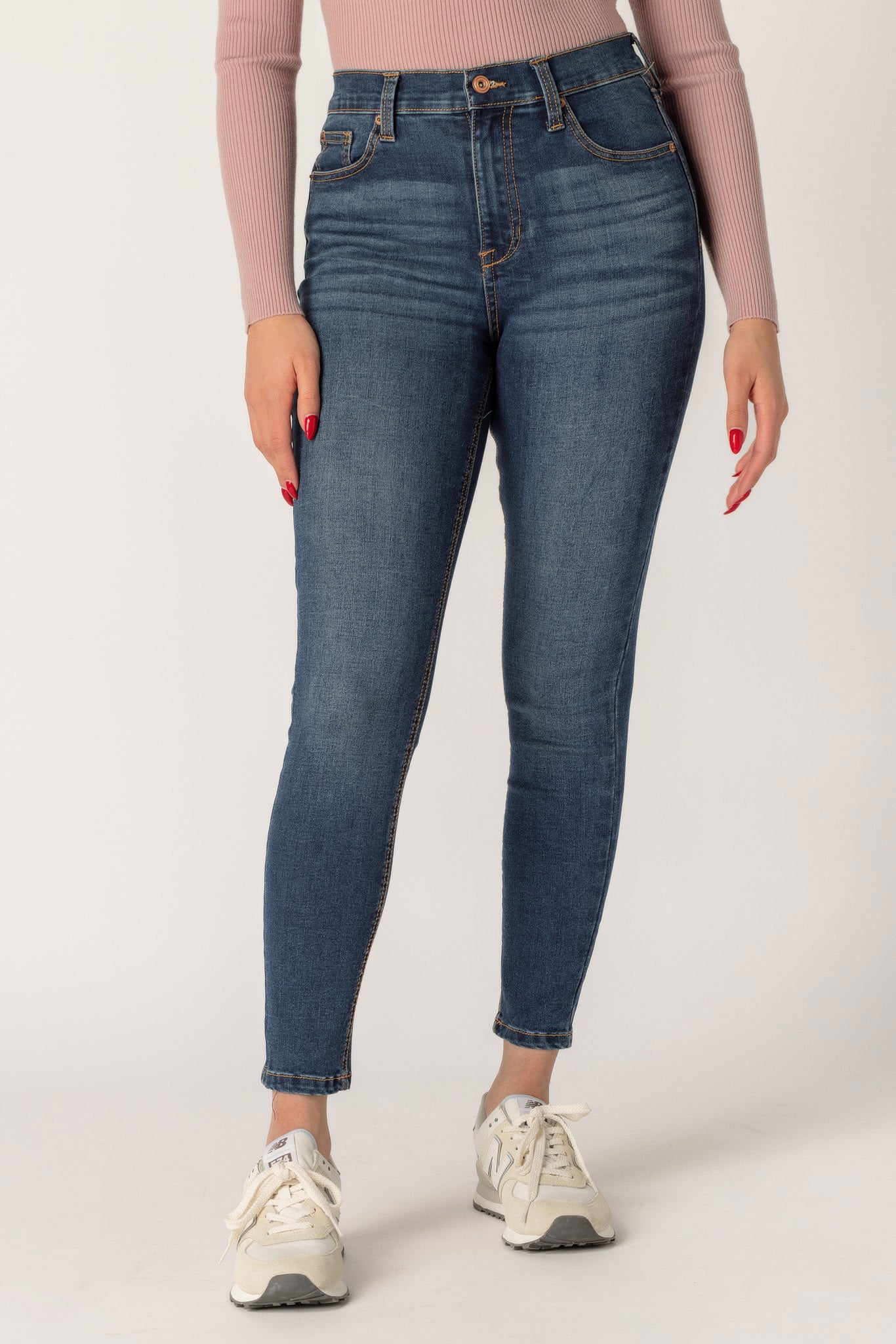 Celebrity Pink Deadline Wash High-Rise Skinny Jean
