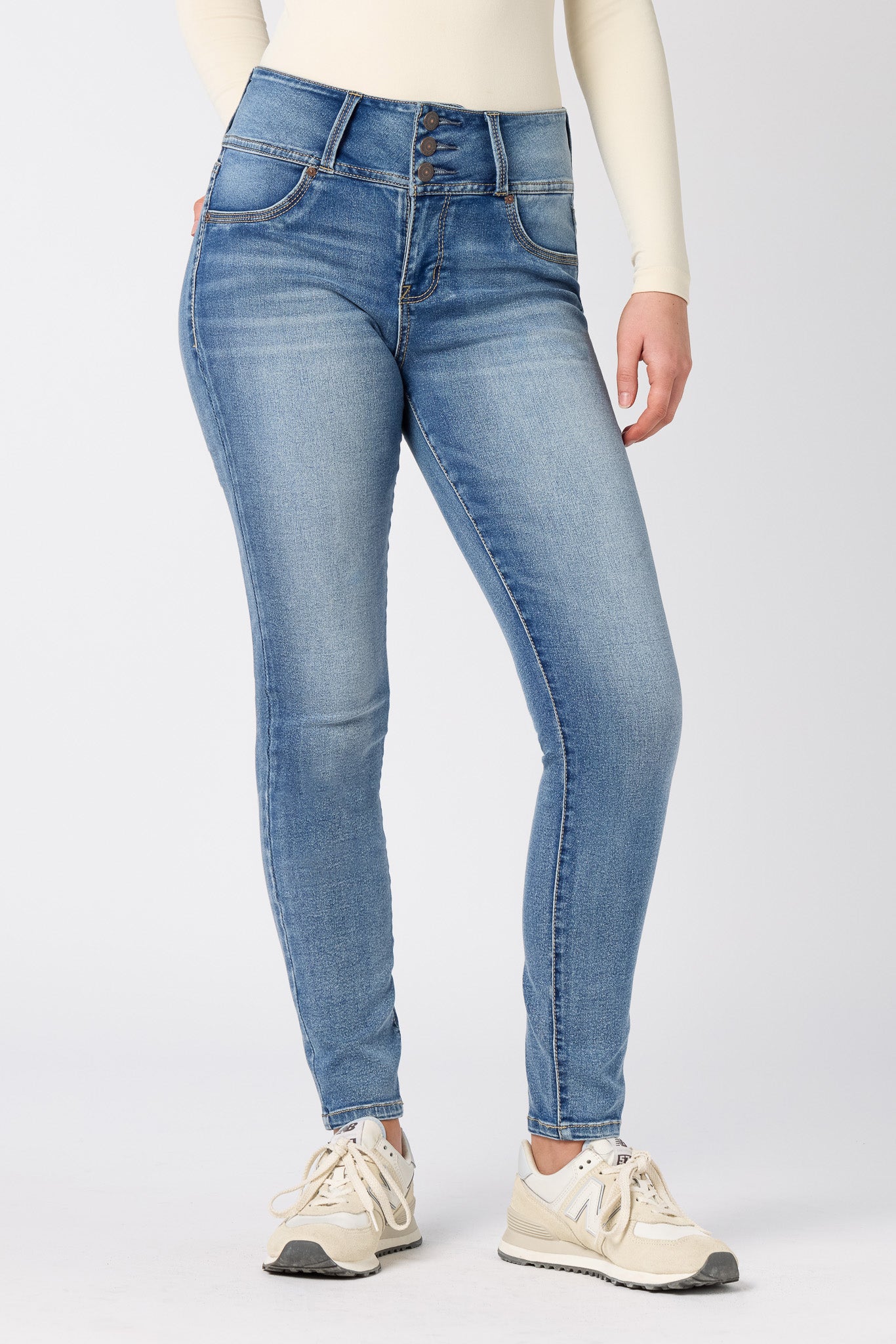 WallFlower InstaSoft Mara Wash Sassy Skinny High-Rise Jegging