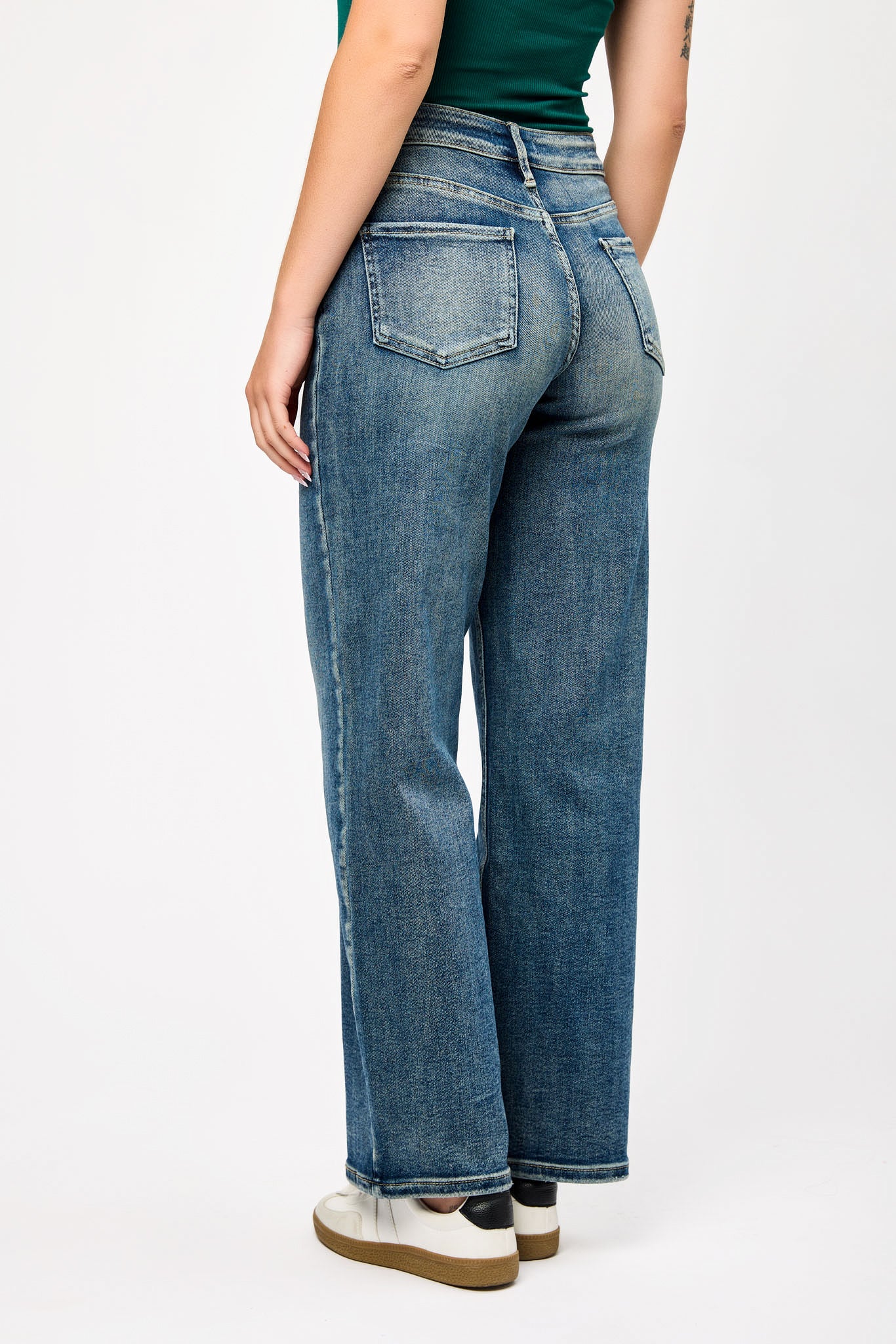 Jean Tattoo à jambe large taille mi-haute délavé foncé