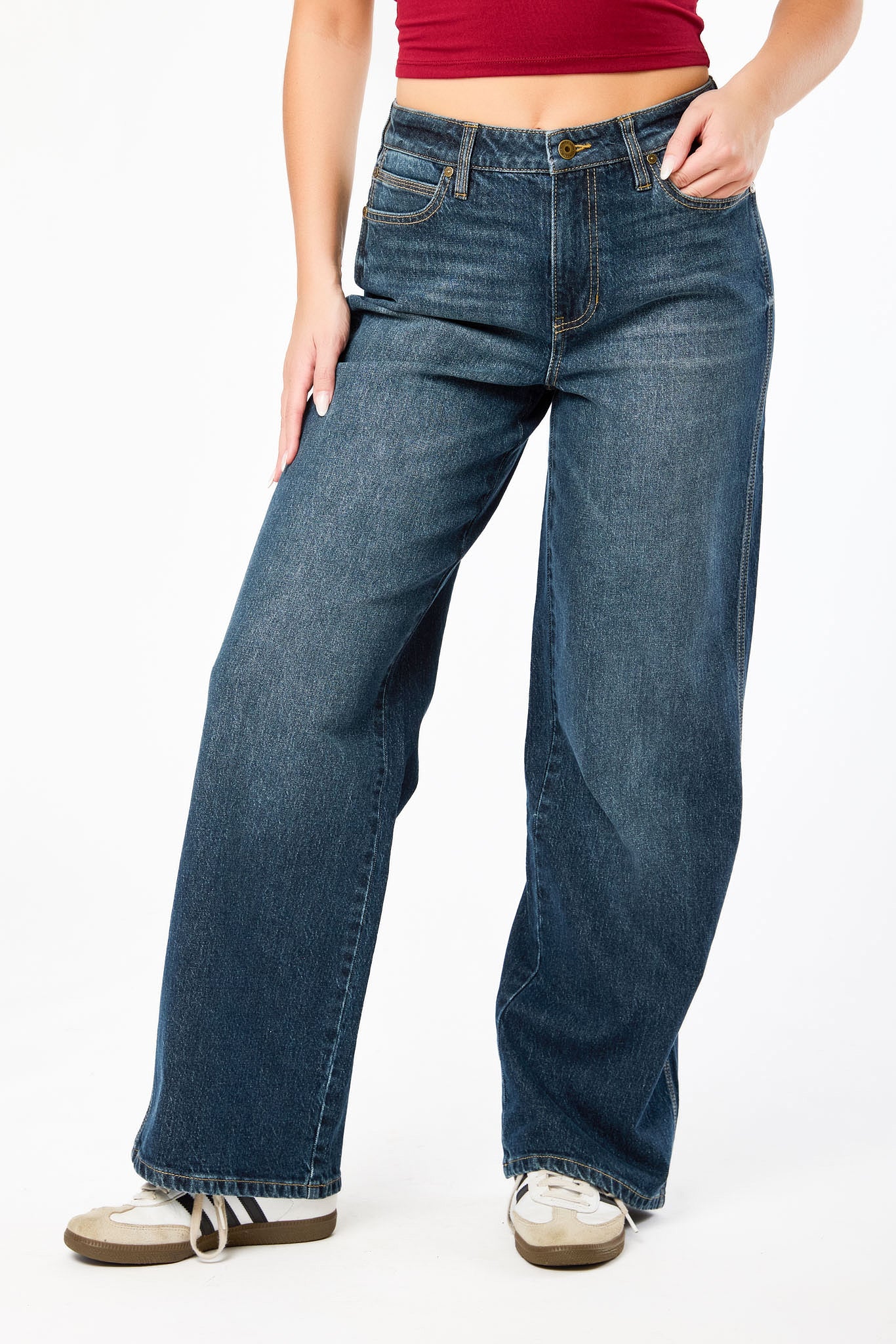 Celebrity Pink Dark Wash Mid-Rise Wide-Leg Jean