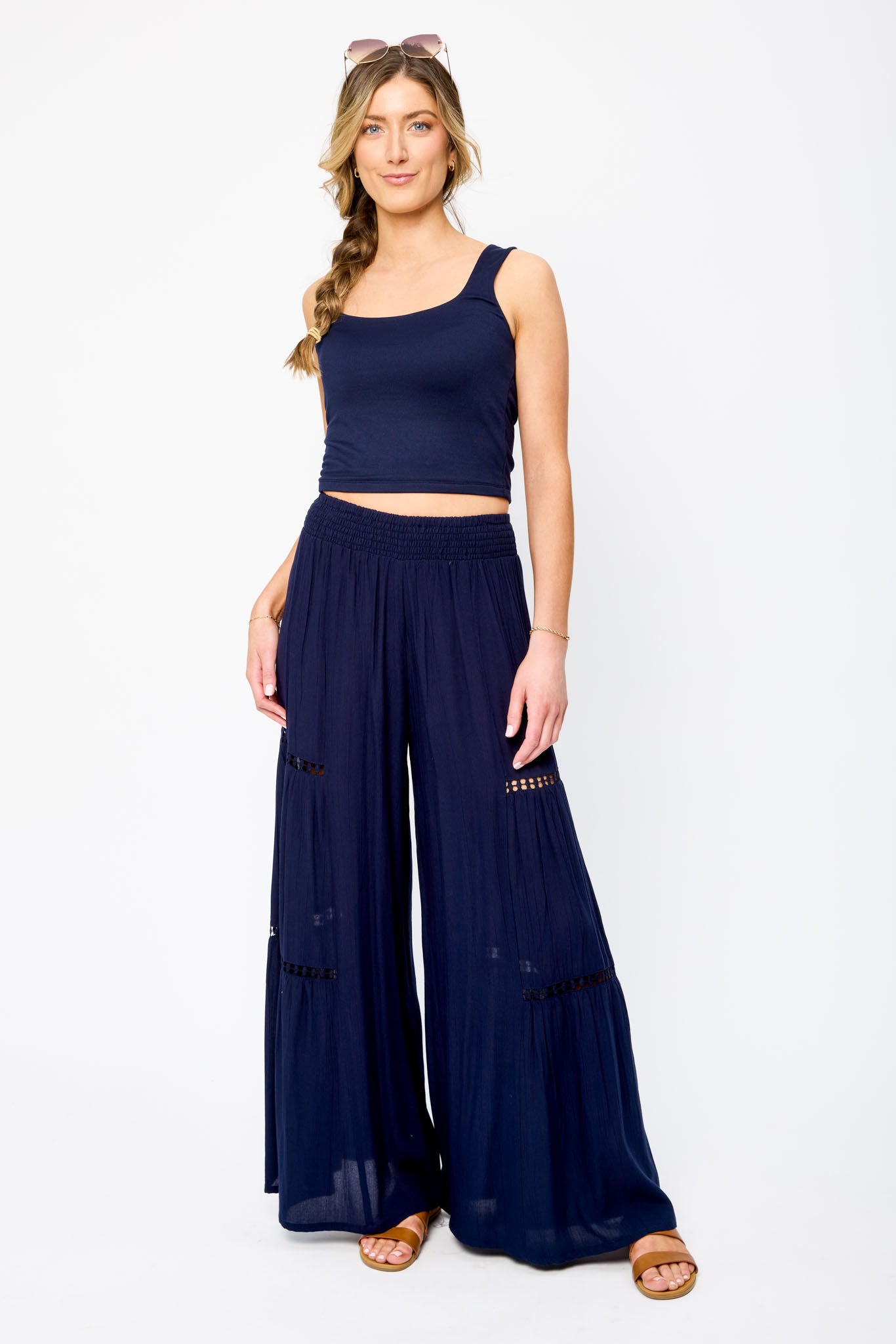 Pantalon avec jambe large en gaze froissée avec bordure au crochet