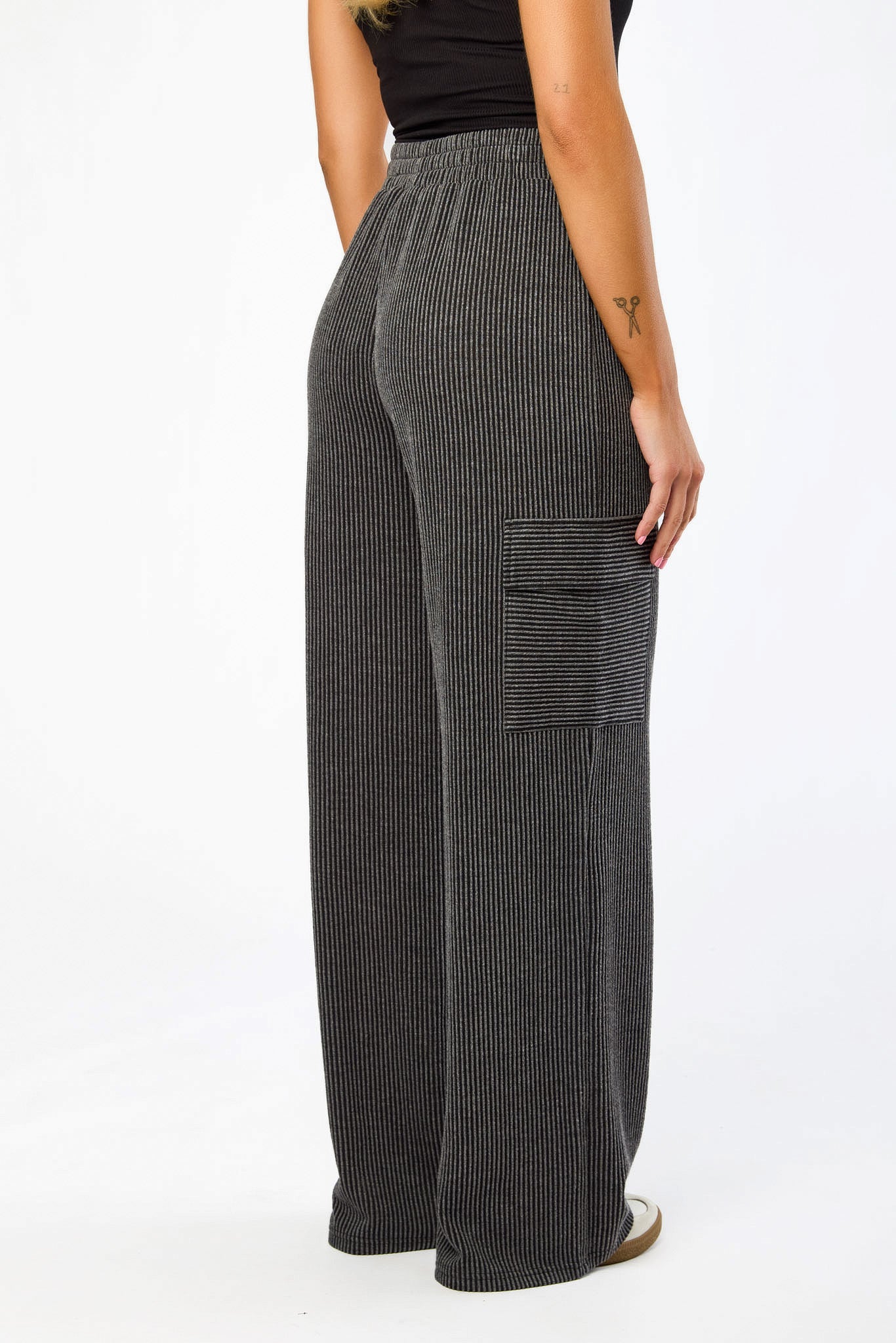 Cozy Rib Wide-Leg Cargo Pant