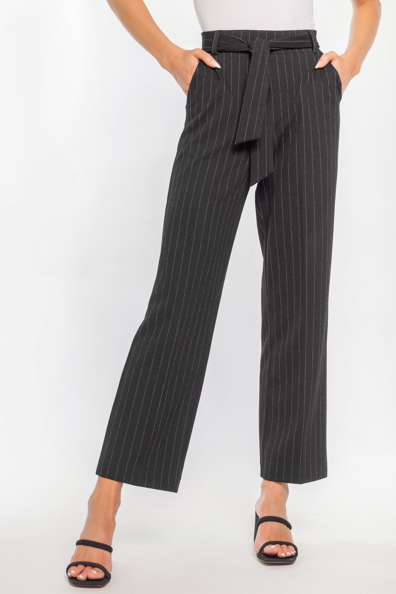 Pantalon jambe large fines rayures