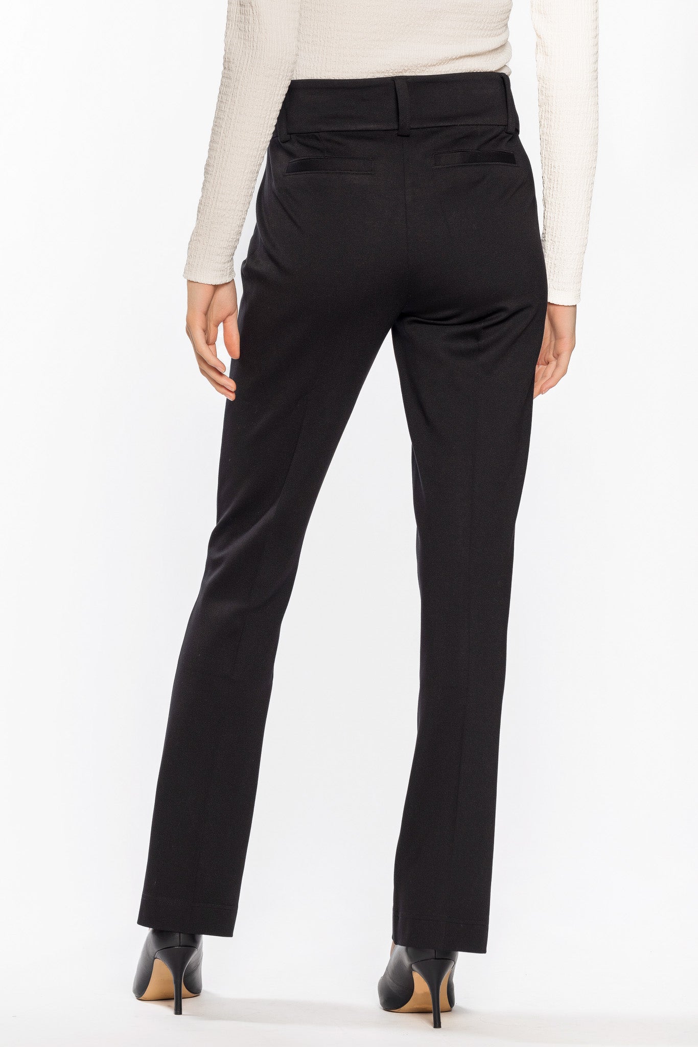 Pantalon semi-évasé avec taille mi-haute