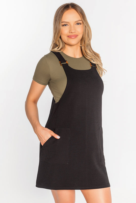 Robe-tablier avec boucles