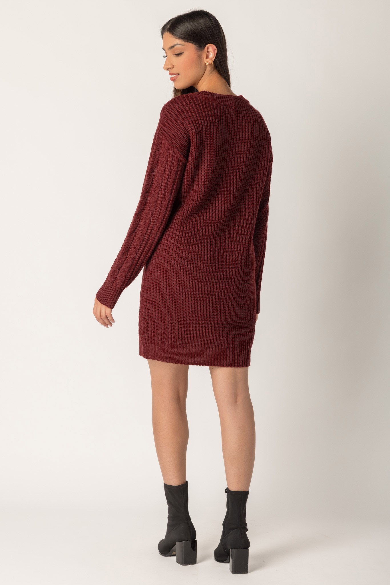 Robe chandail en tricot torsadé
