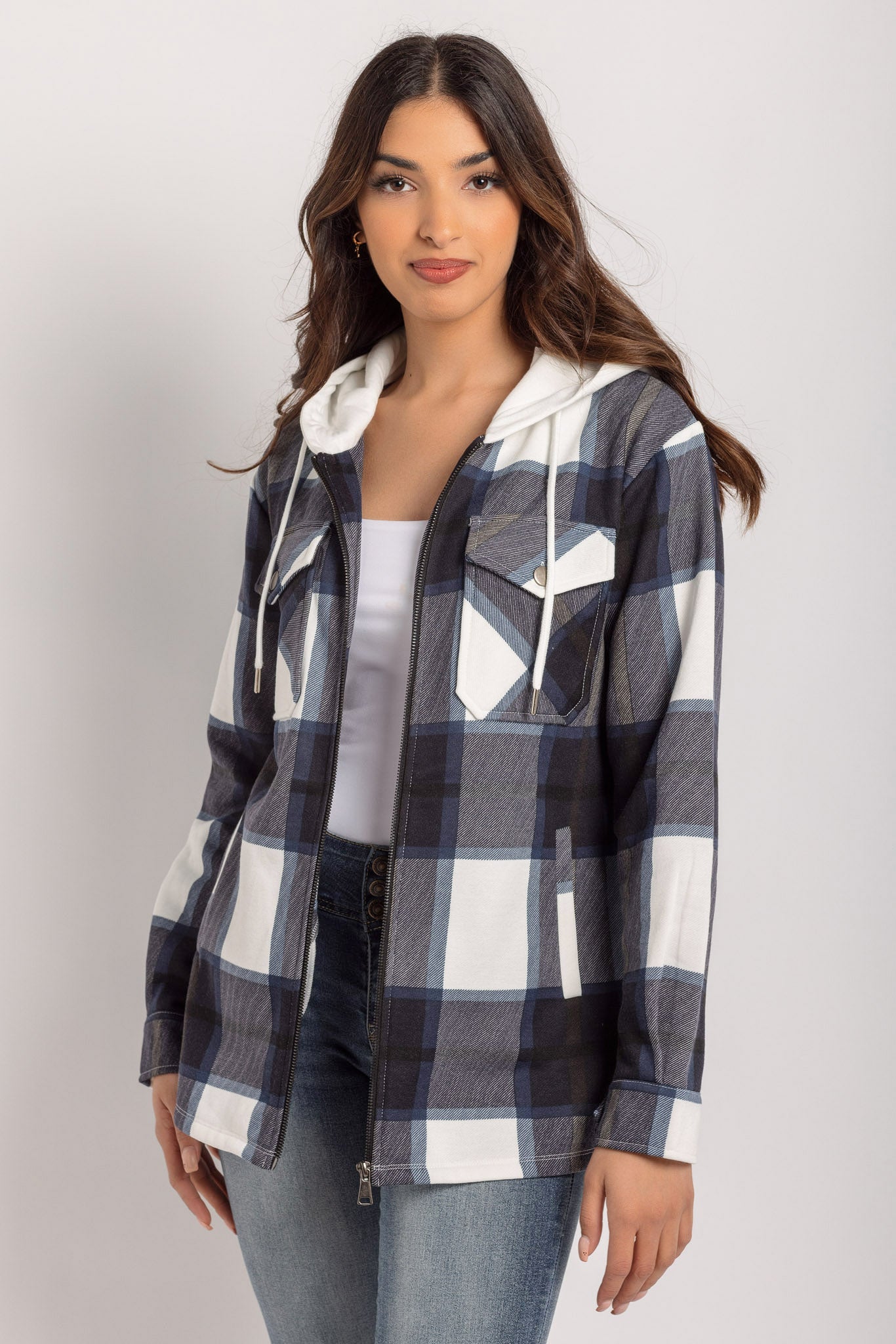 Chemise en flanelle avec fermeture éclair et capuchon