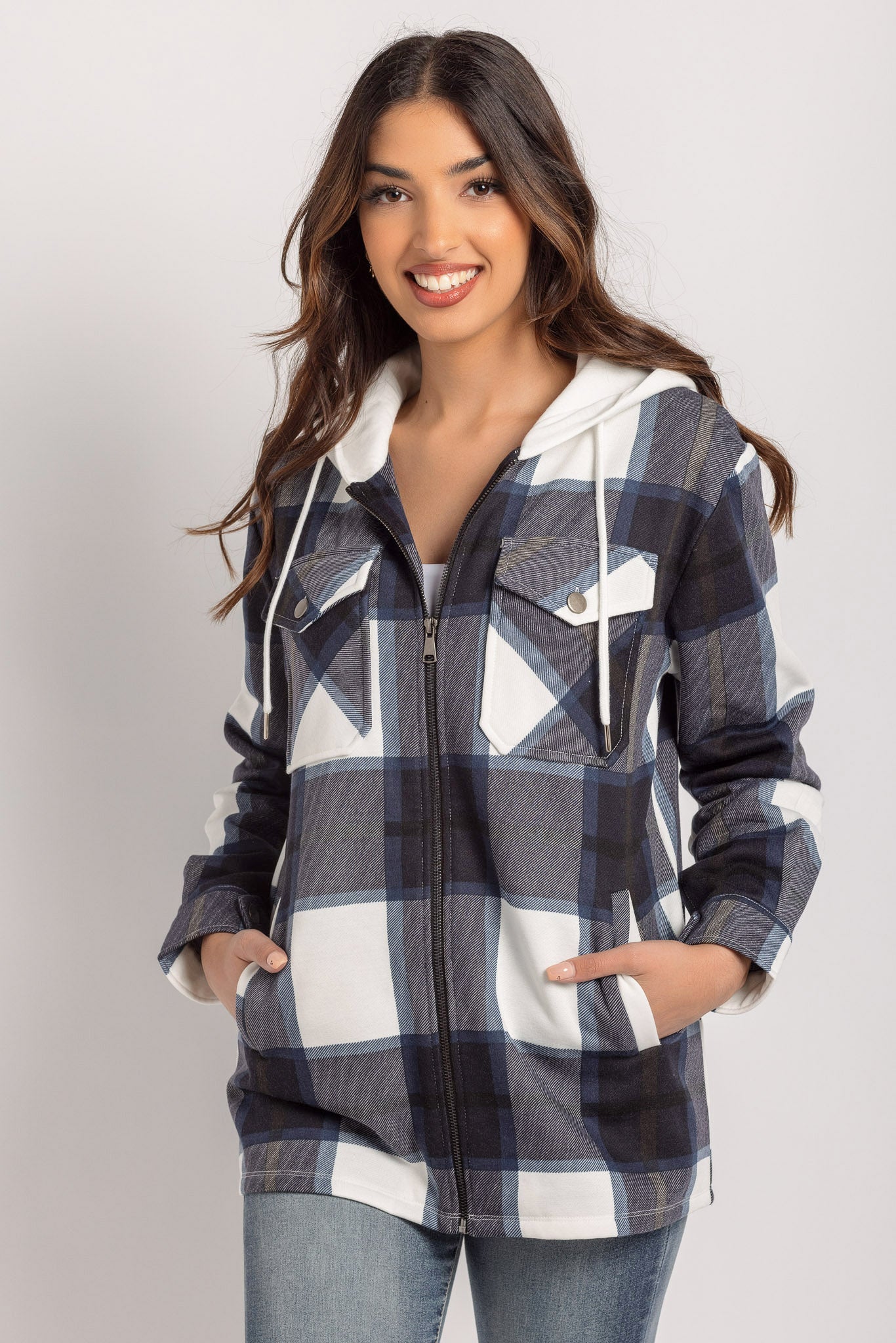 Chemise en flanelle avec fermeture éclair et capuchon