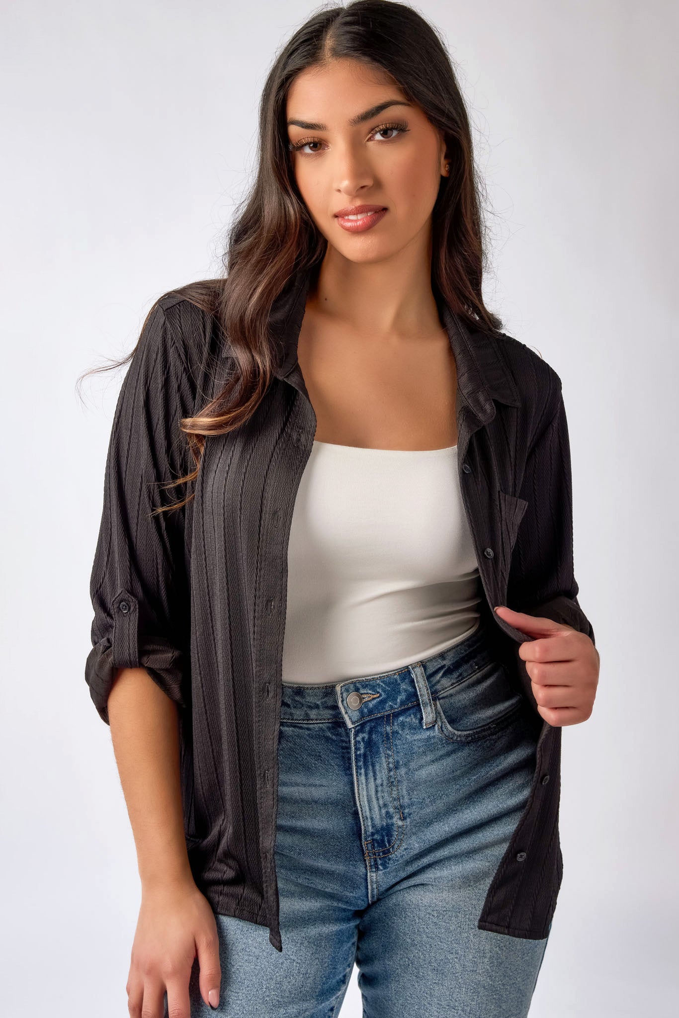 Chemise texturée décontractée à manches retroussées