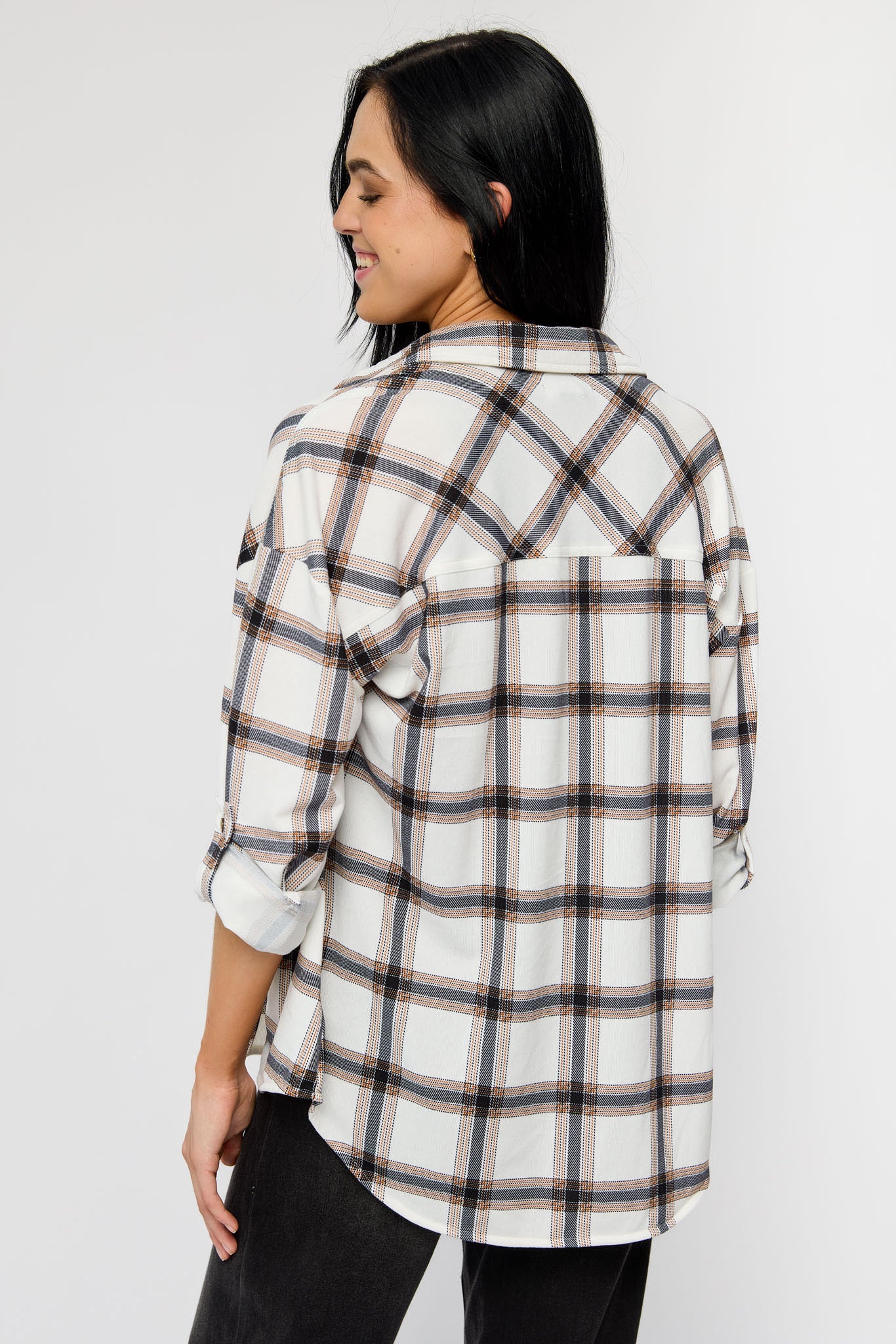 Chemise en tricot confortable à manches longues et poches poitrine