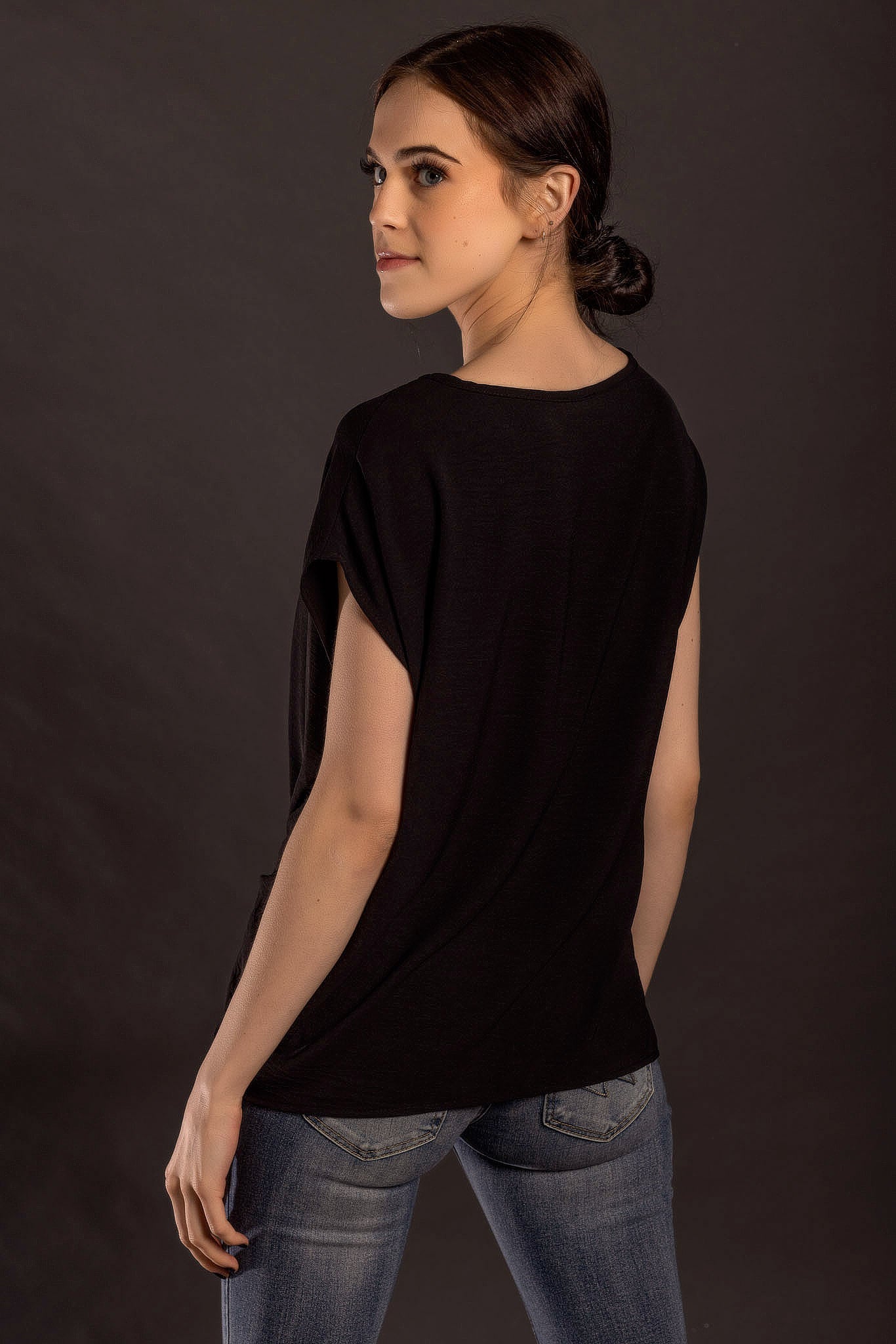 Blouse manches courtes à ourlet noué