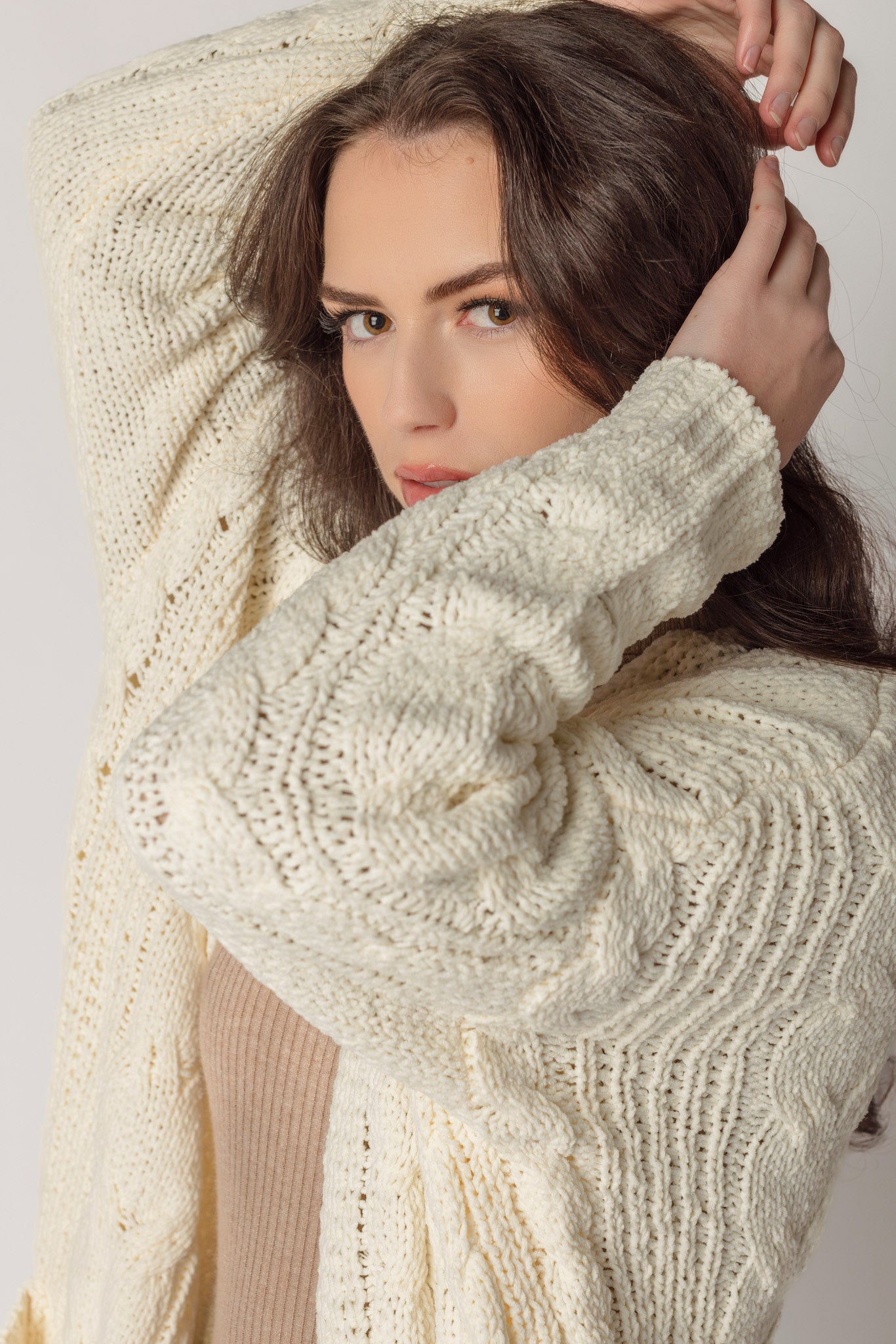 Cardigan ouvert en tricot torsadé en chenille