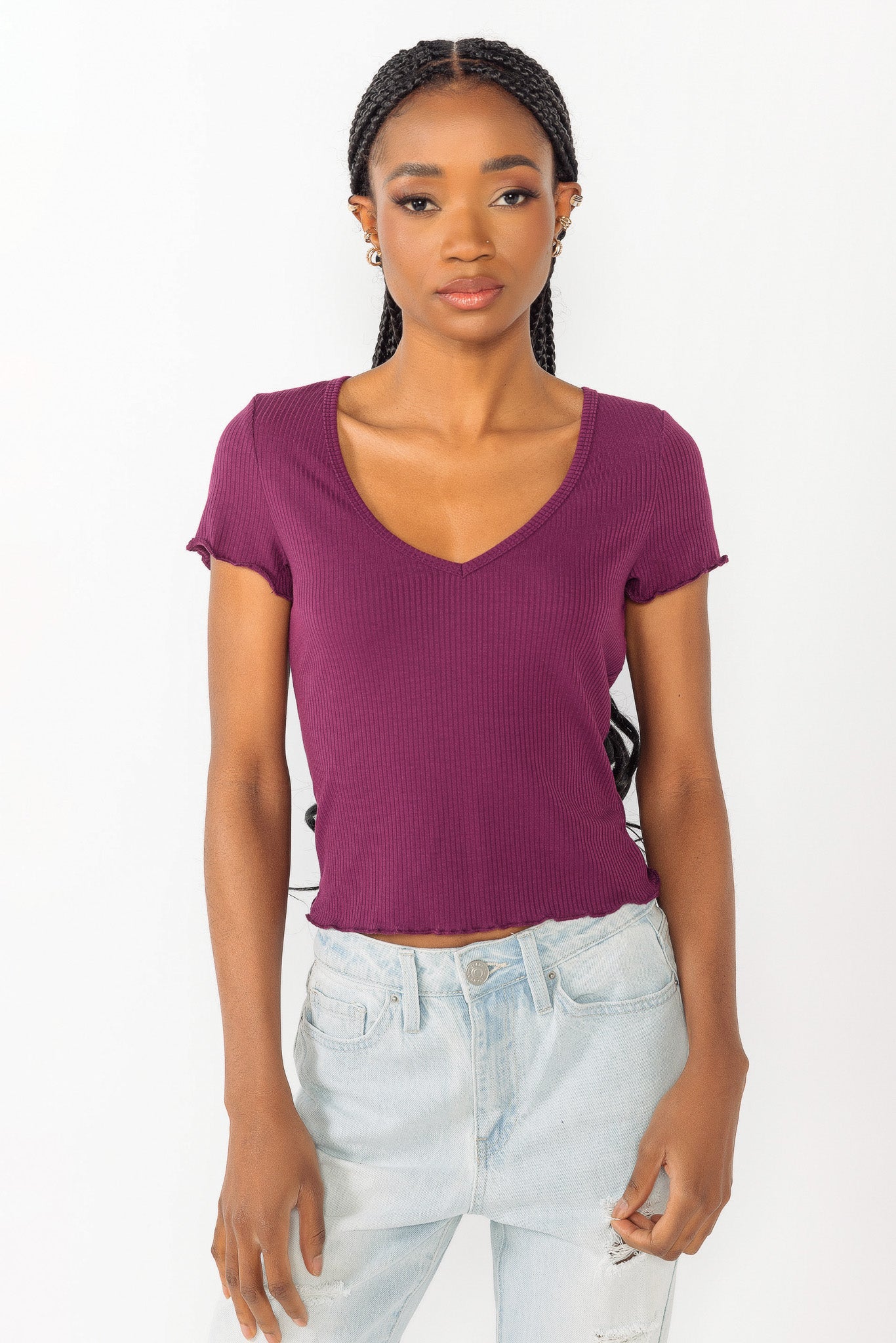 Rib Short Sleeve V-Neck with Lettuce Edge