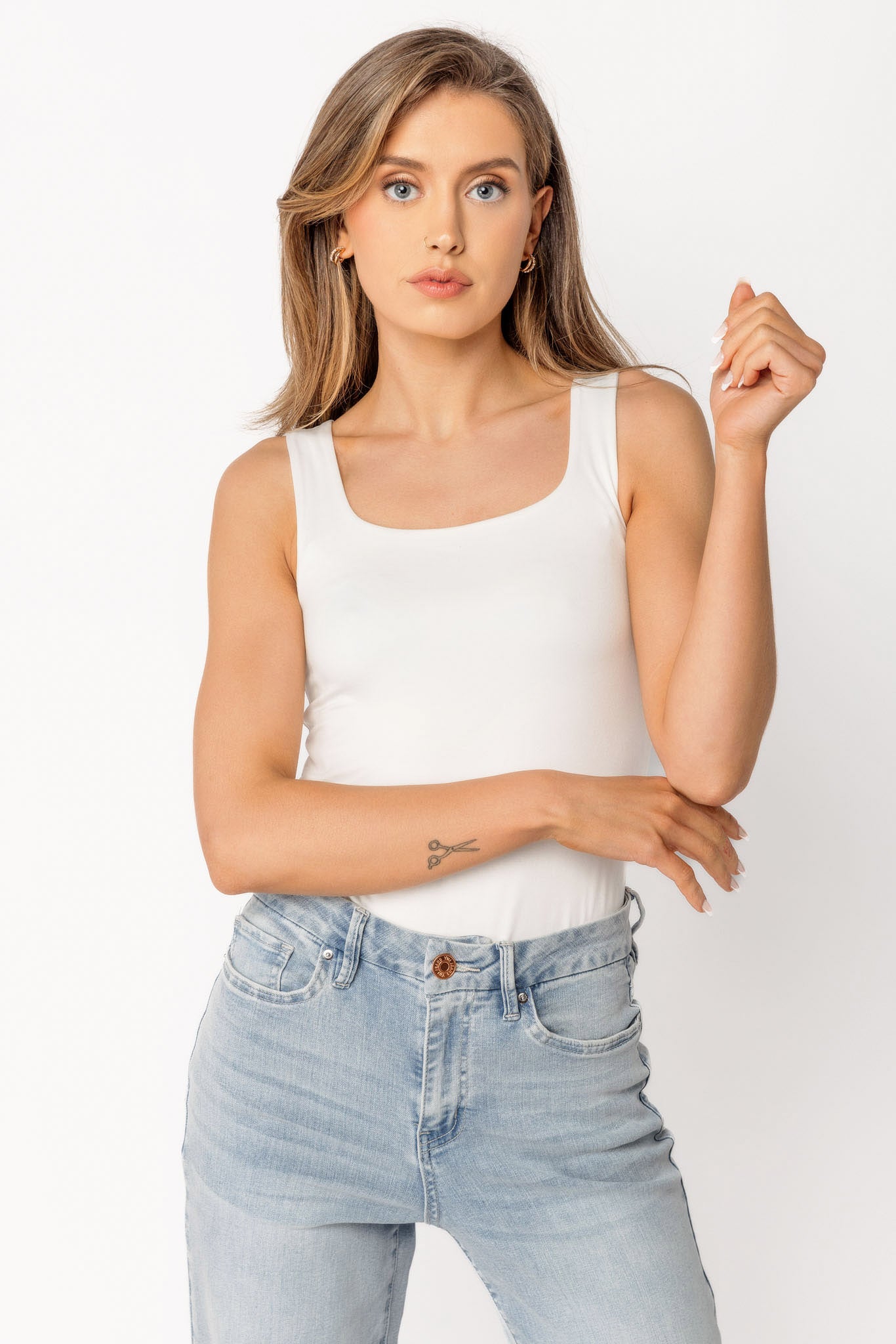 Camisole brossée double épaisseur à col carré