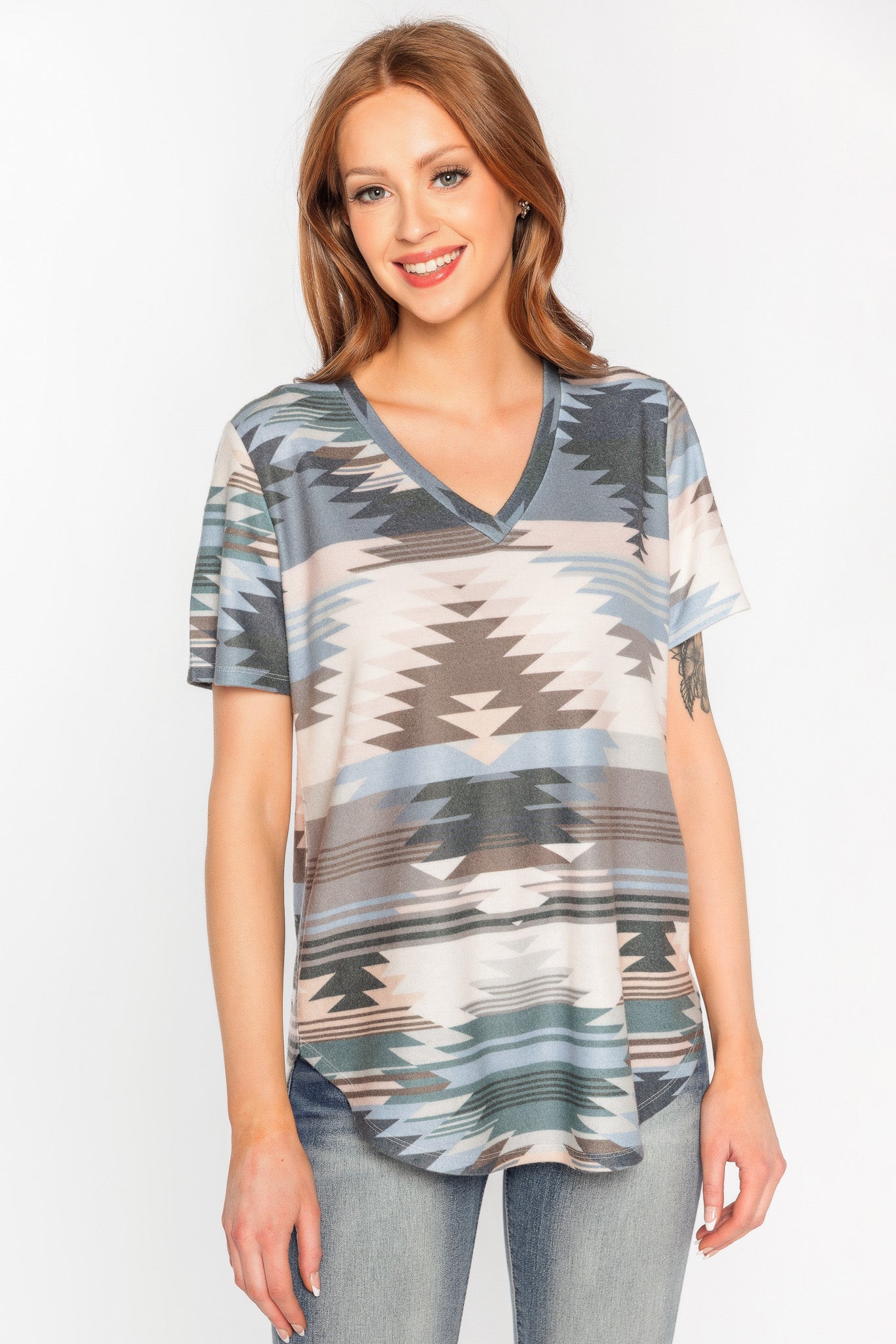 T-shirt col en V motif géométrique