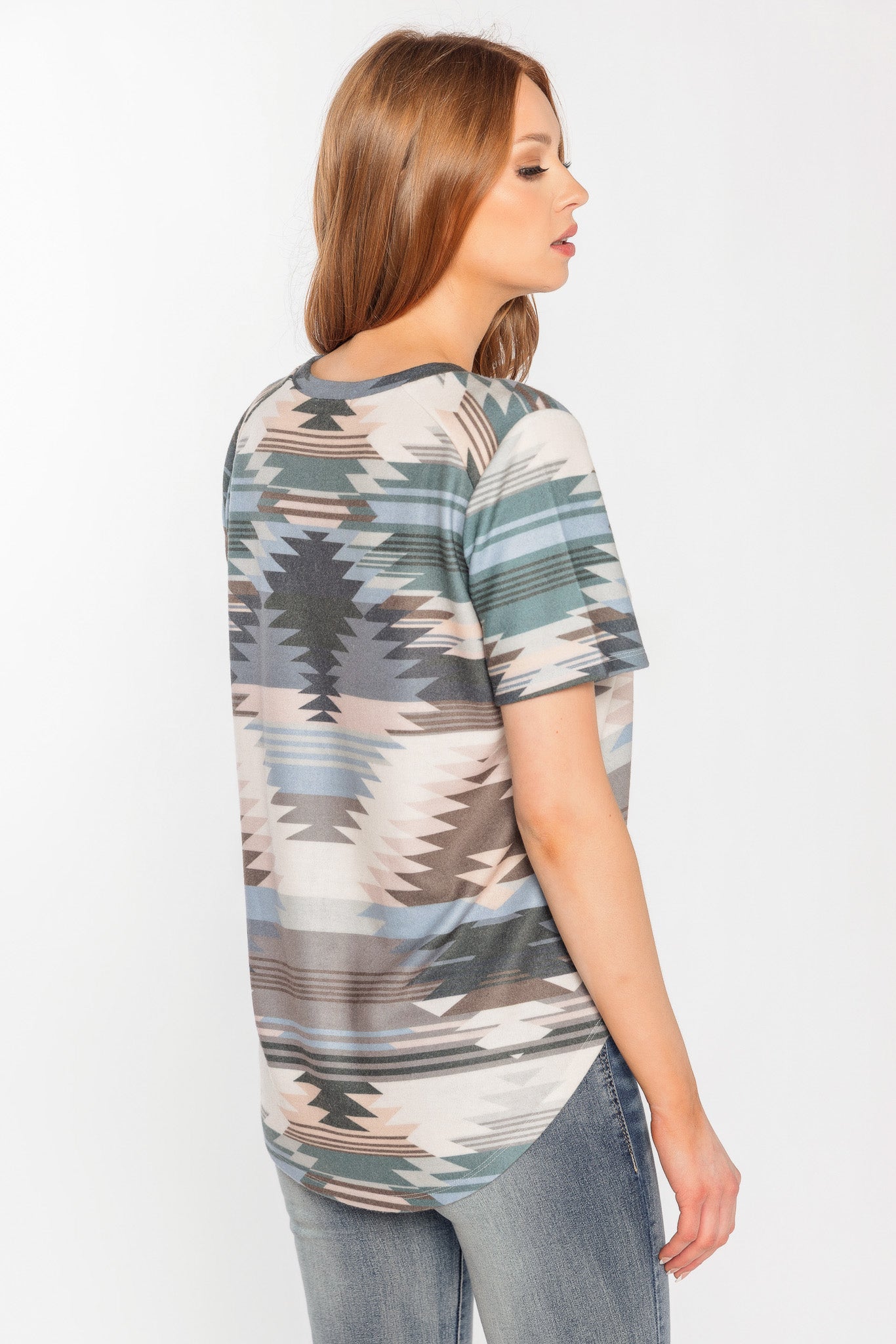 T-shirt col en V motif géométrique