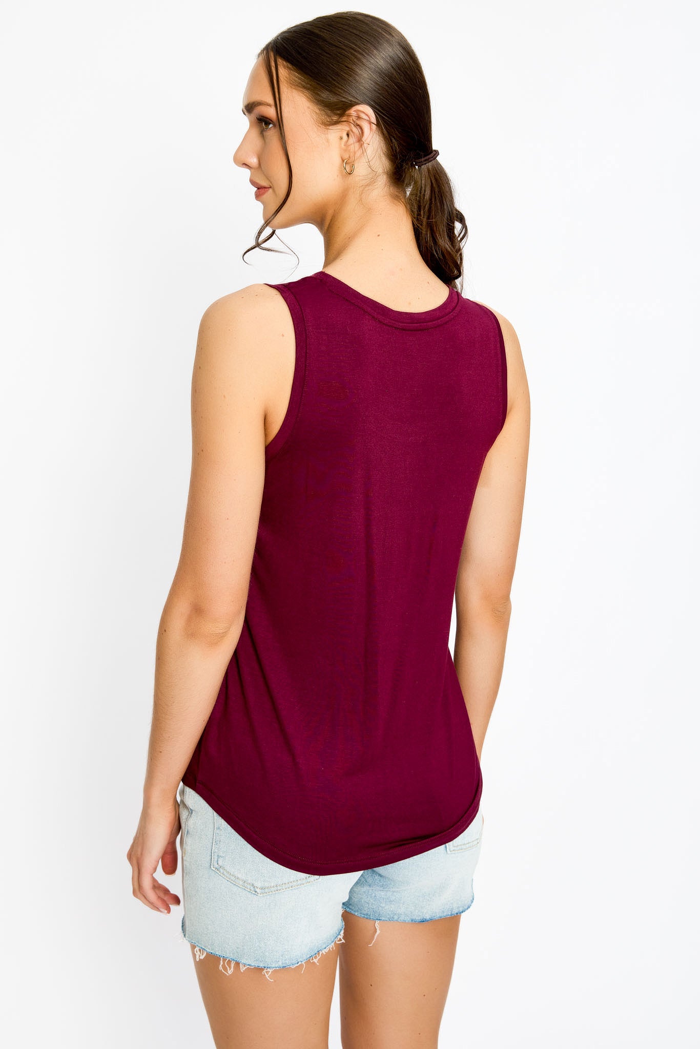 Camisole imprimée de « Wildflower » avec ourlet en effet queue-de-pie