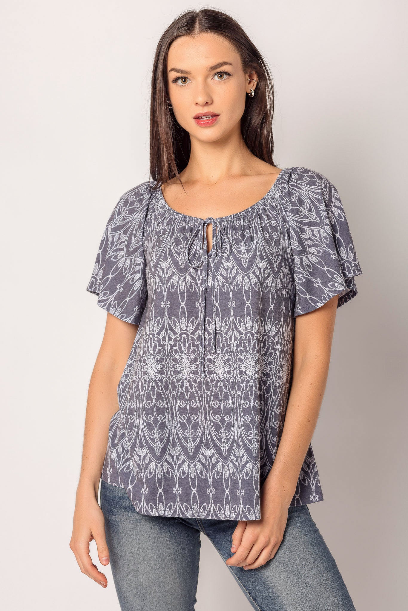 Haut paysanne motif ornemental