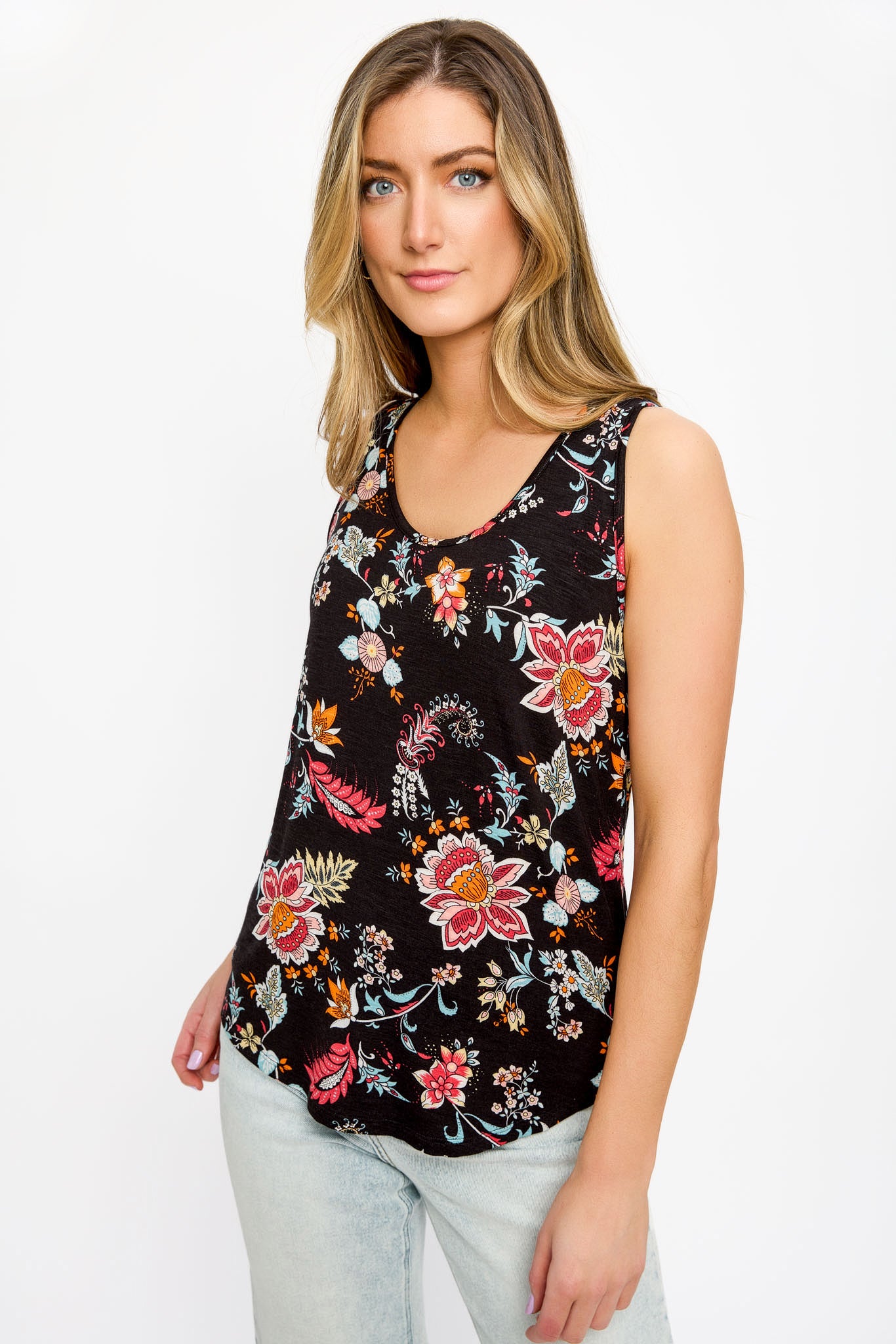 Floral Scoop-Neck Sleeveless Tank with Shirttail Hem