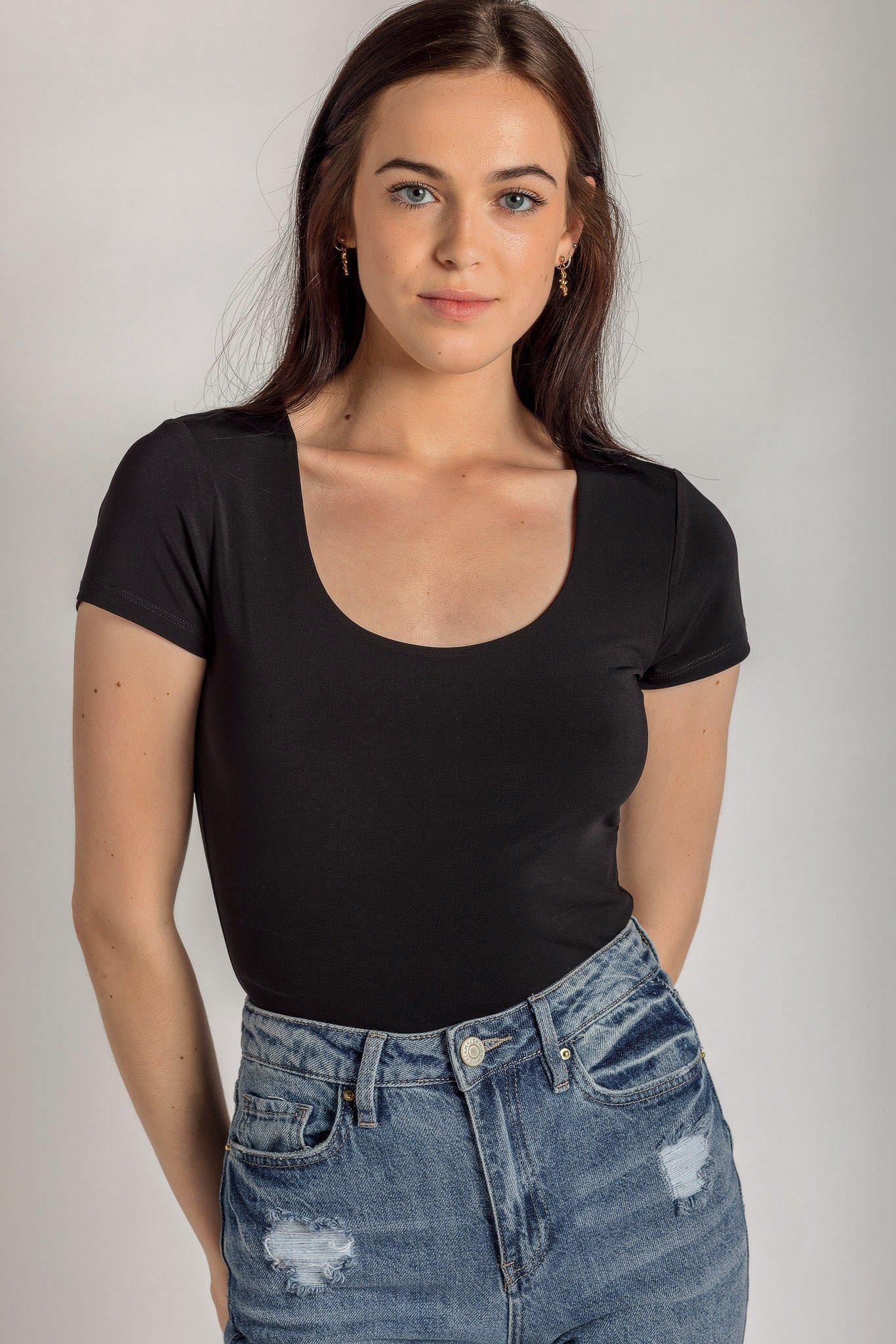 Short Sleeve Scoopneck Bodysuit