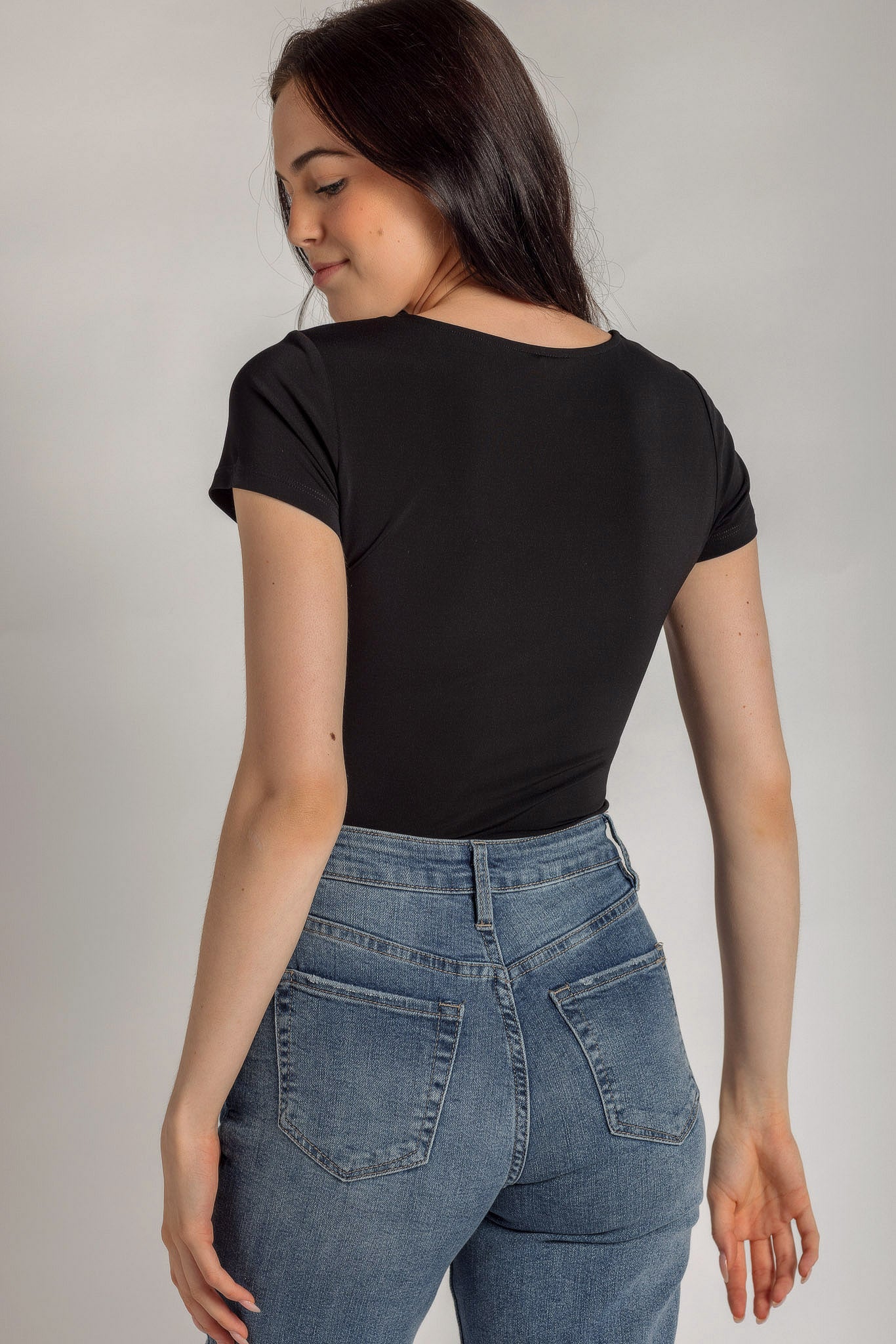 Short Sleeve Scoopneck Bodysuit