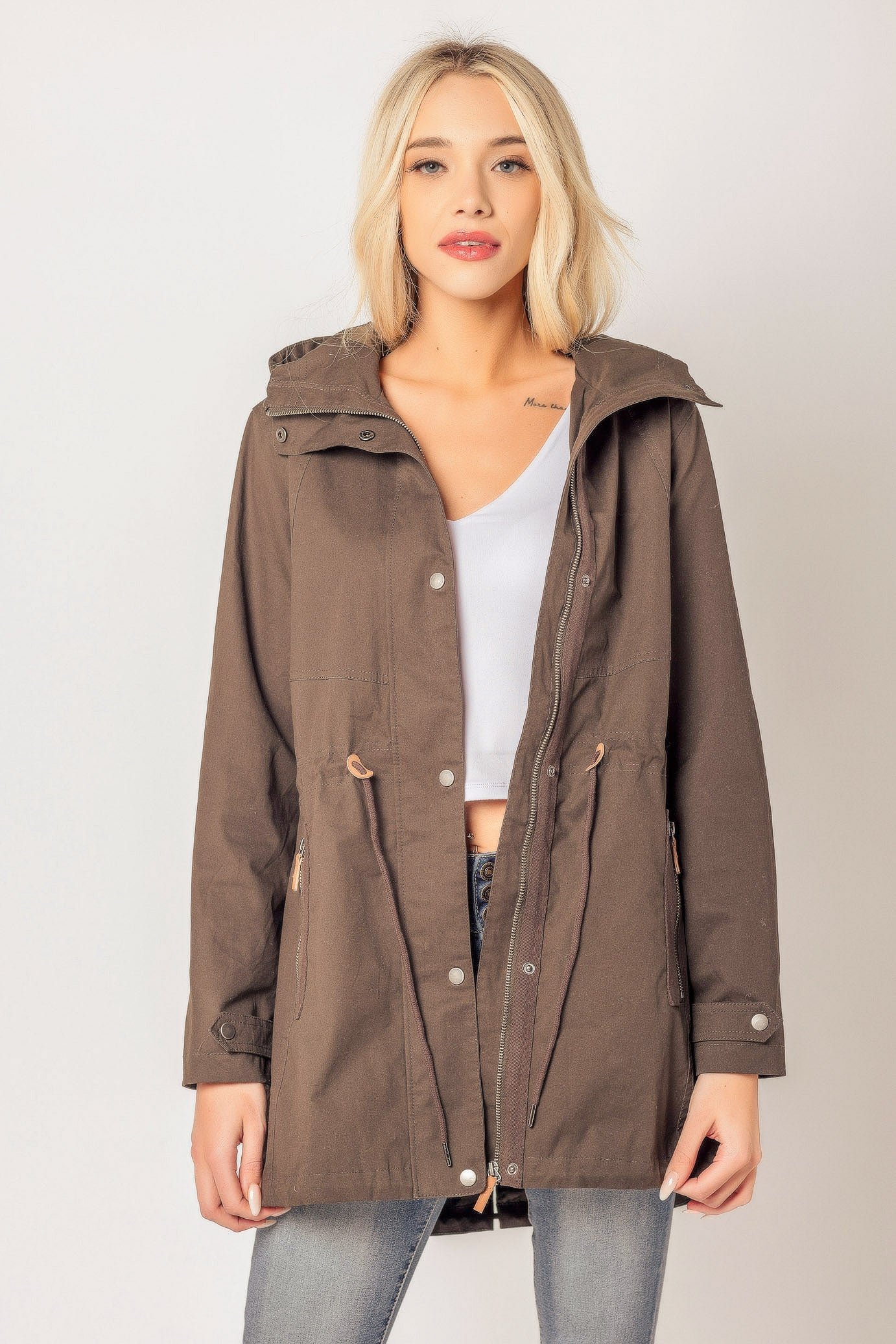 Anorak coton en fini enzyme avec capuchon