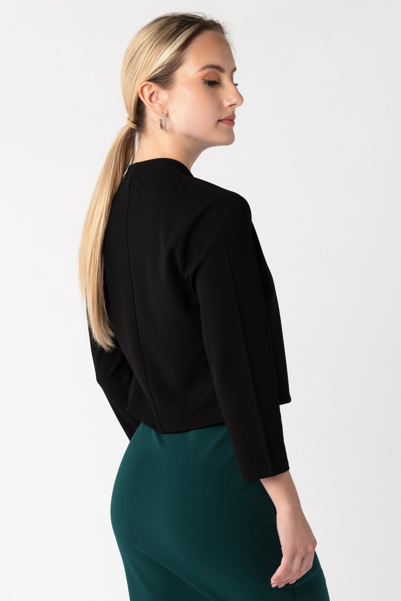 Veston-châle écourté en crêpe extensible