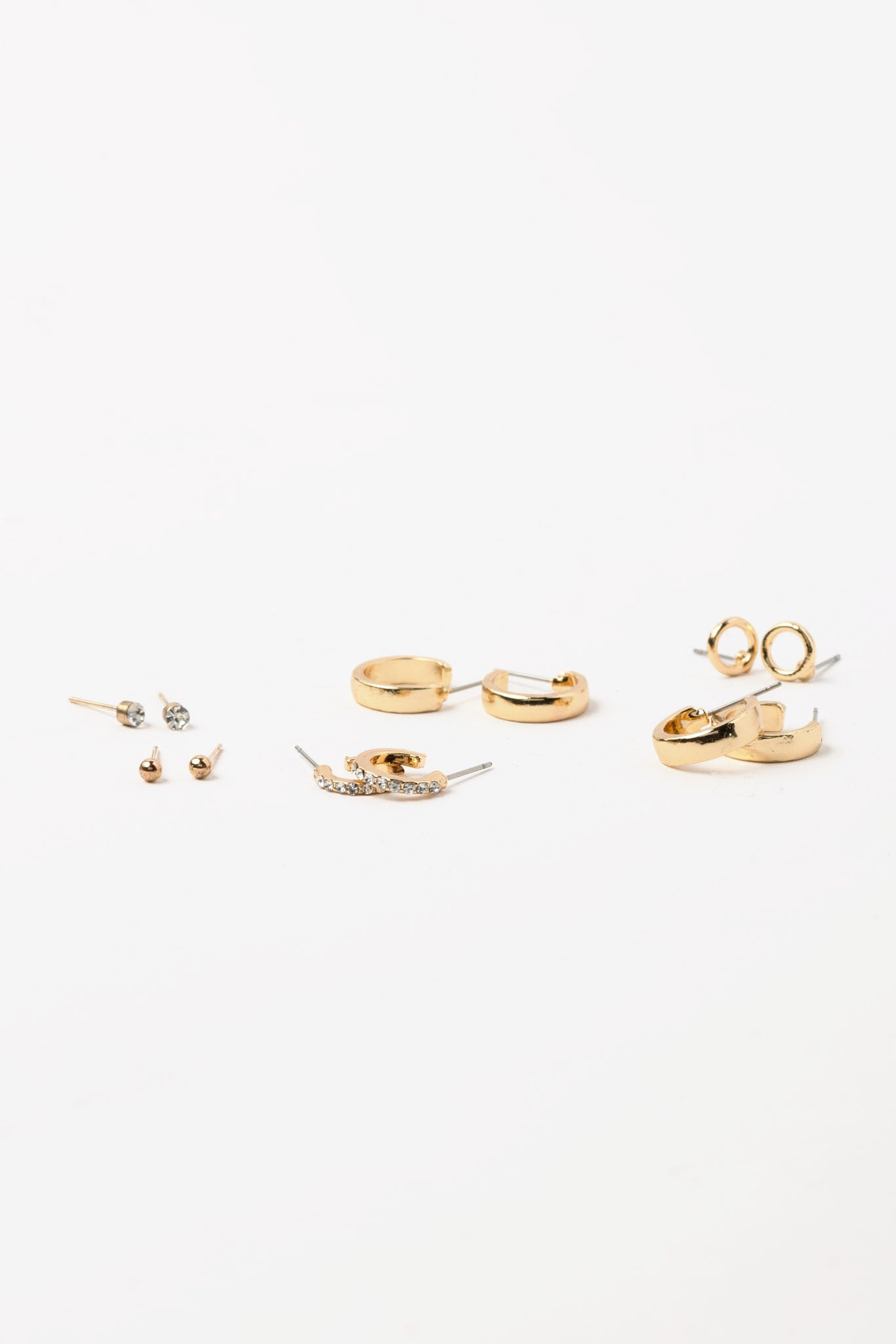 Ensemble à 6 boucles d'oreilles à puces et mini anneaux