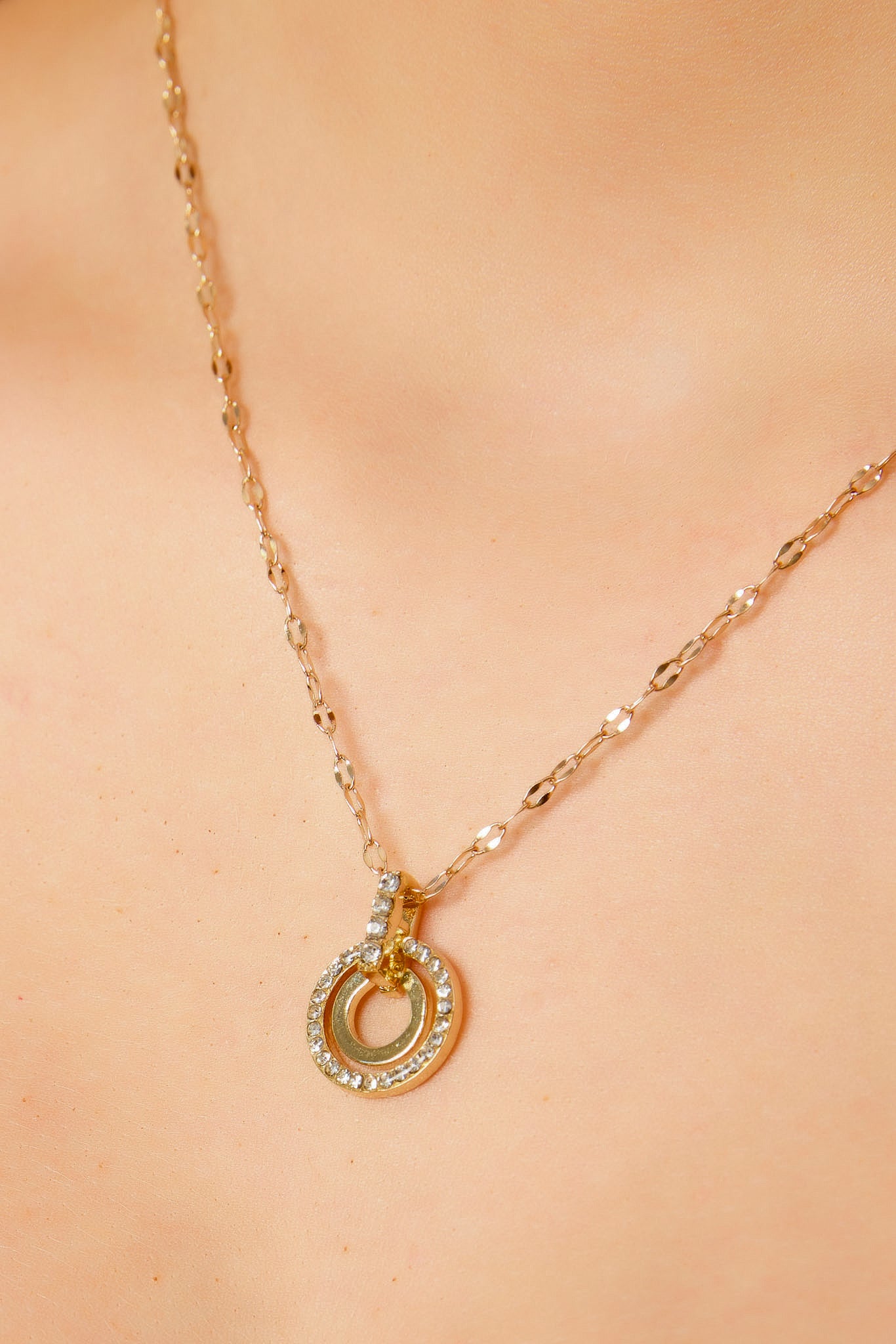 Double Circle Rhinestone Necklace