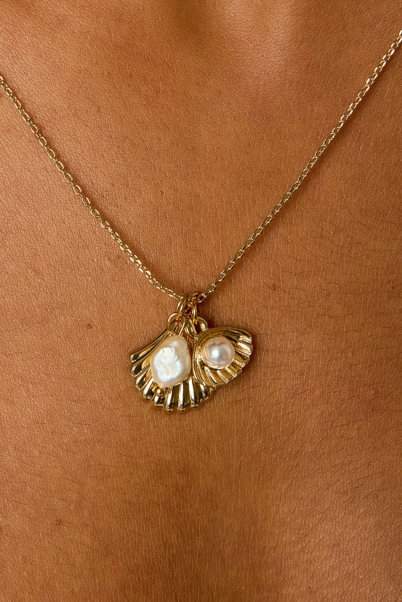 Collier coquillage et perle