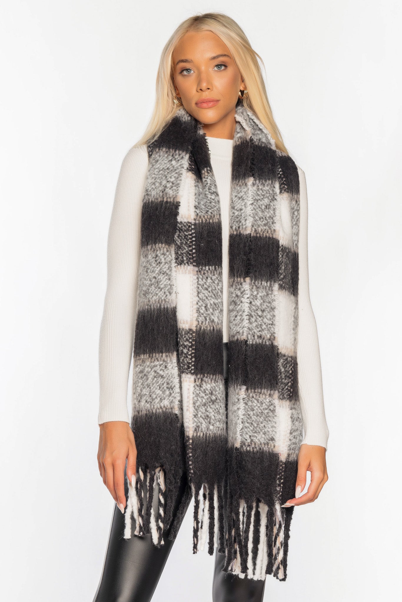 Plaid Boucle Scarf with Fringe