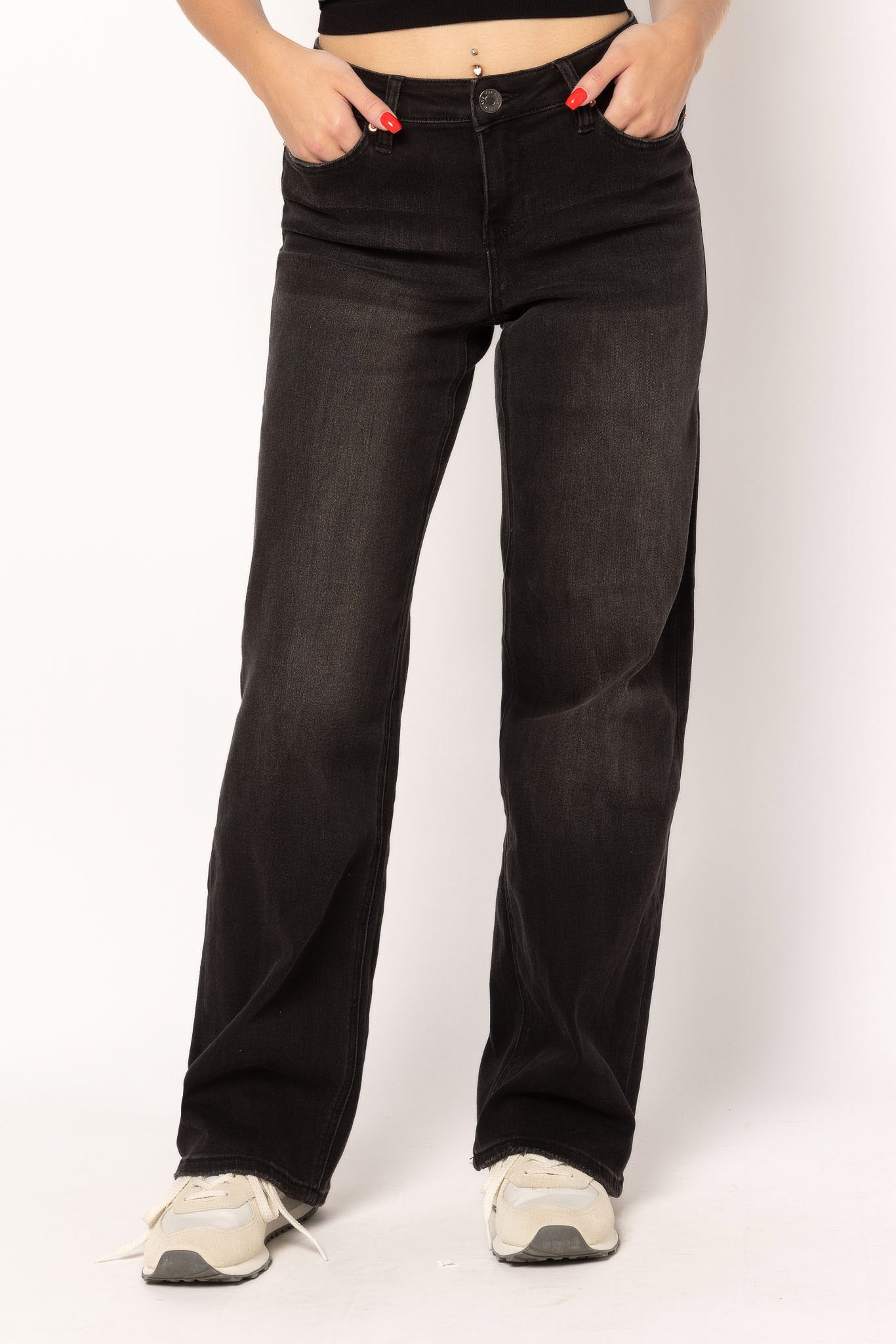 YMI Mid-Rise Wide-Leg Jeans in Black Wash