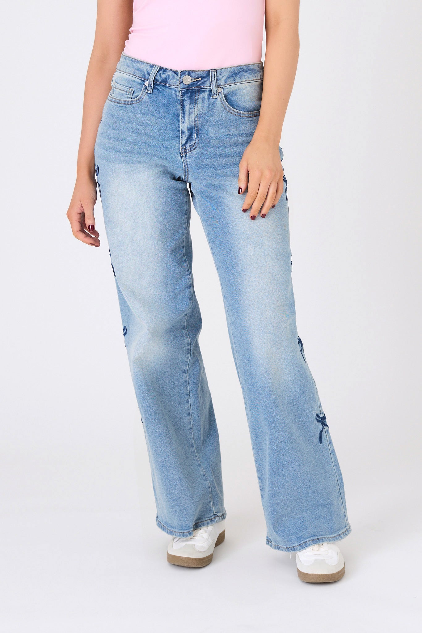 Almost Famous Medium Wash "Ultra 90's" Wide-Leg Jean with Bow Embroidery