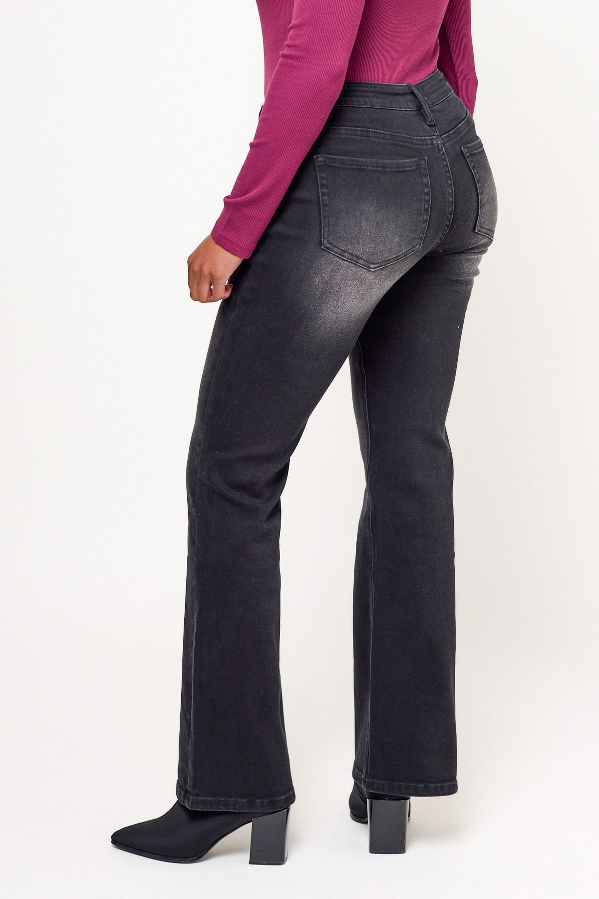 Tattoo Amelia Washed Mid-Rise Bootcut