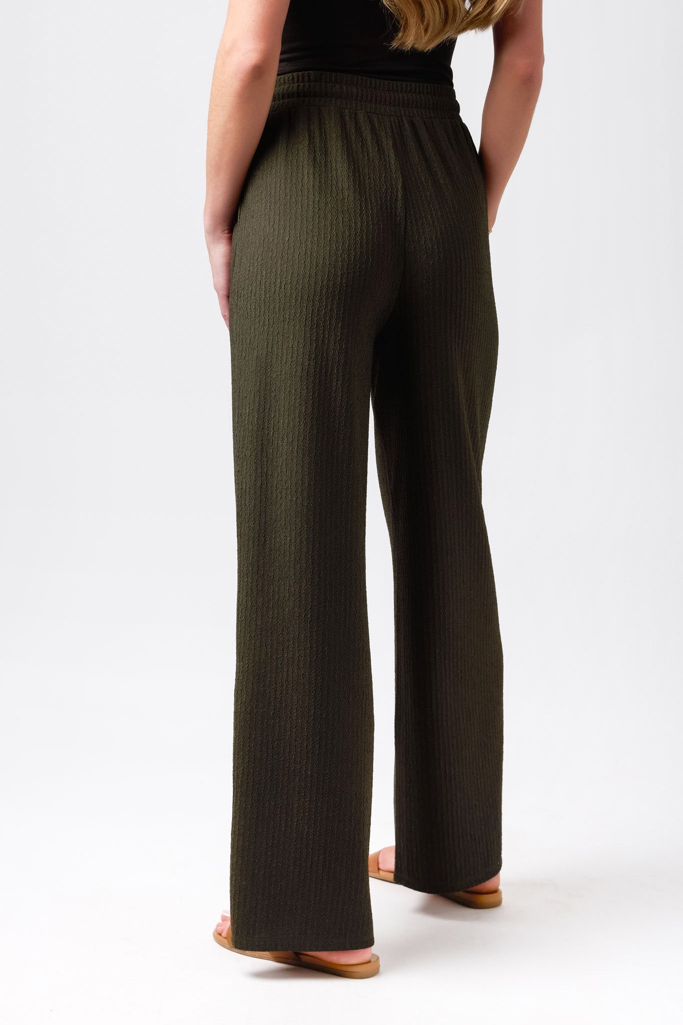 Textured Knit Drawstring Wide-Leg Pant