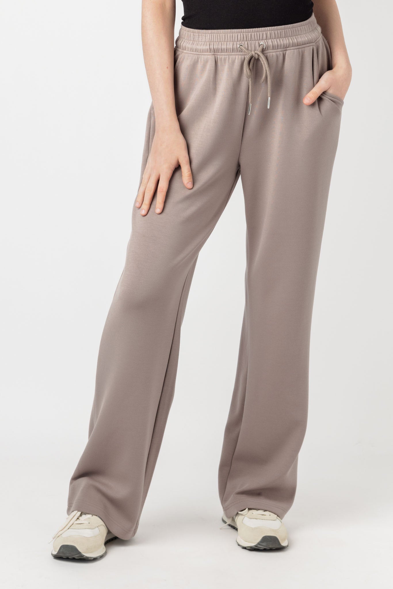 Soft Modal Wide-Leg Pant