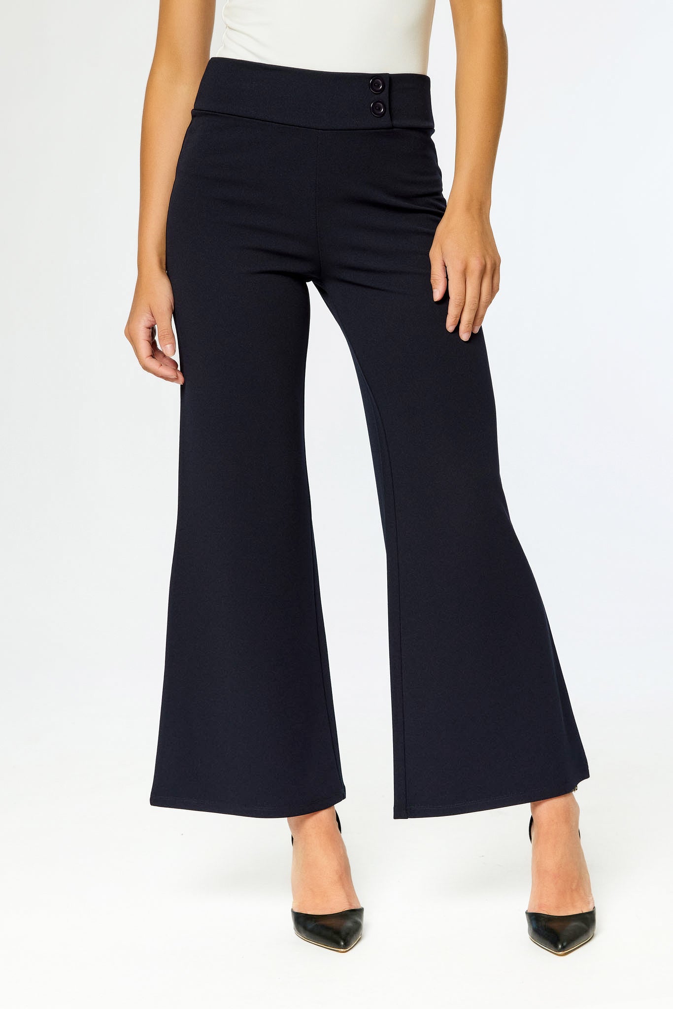 Pantalon jambe large avec entrejambe court
