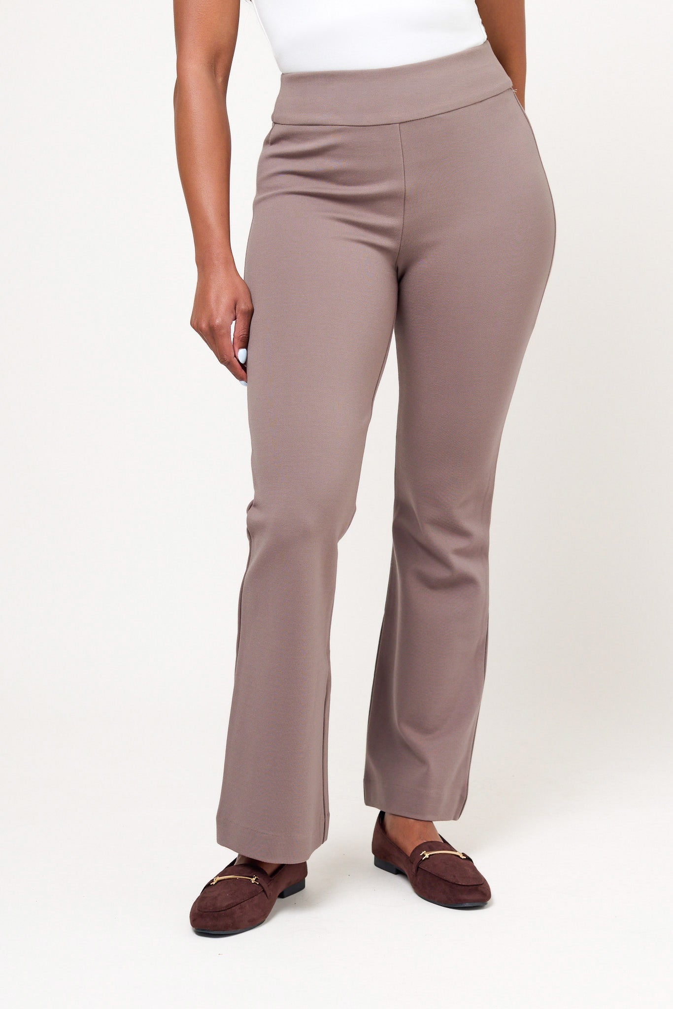 Seriously Slimming Bootcut Pant – Short Inseam