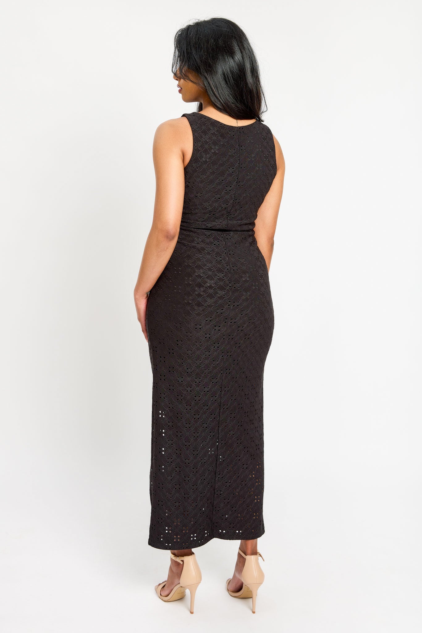 Eyelet Sleeveless Bodycon Maxi Dress