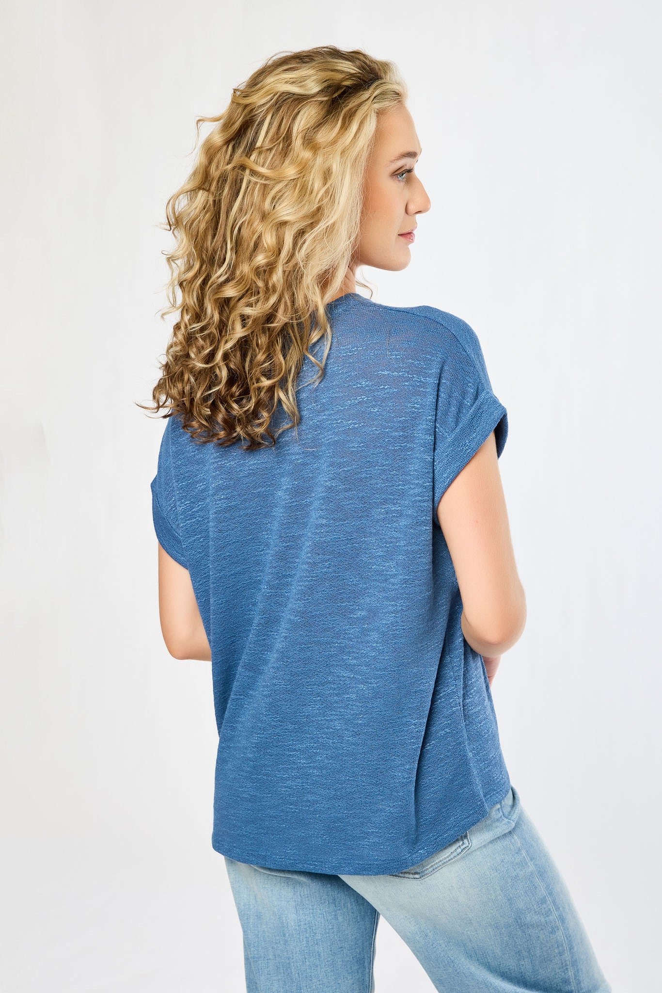 Haut à manches courtes et col rond