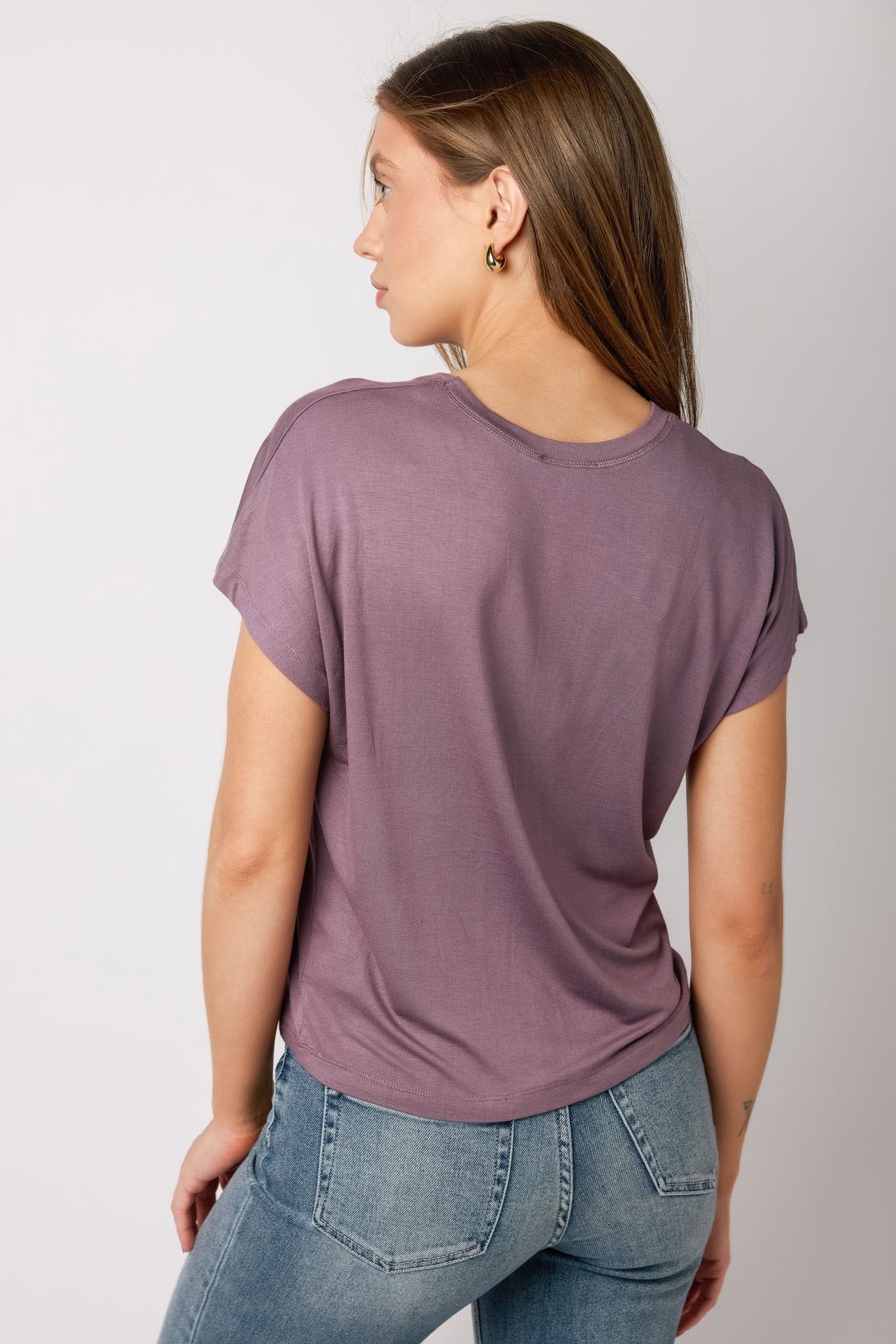 Boxy Tee with Flatlock Stitching