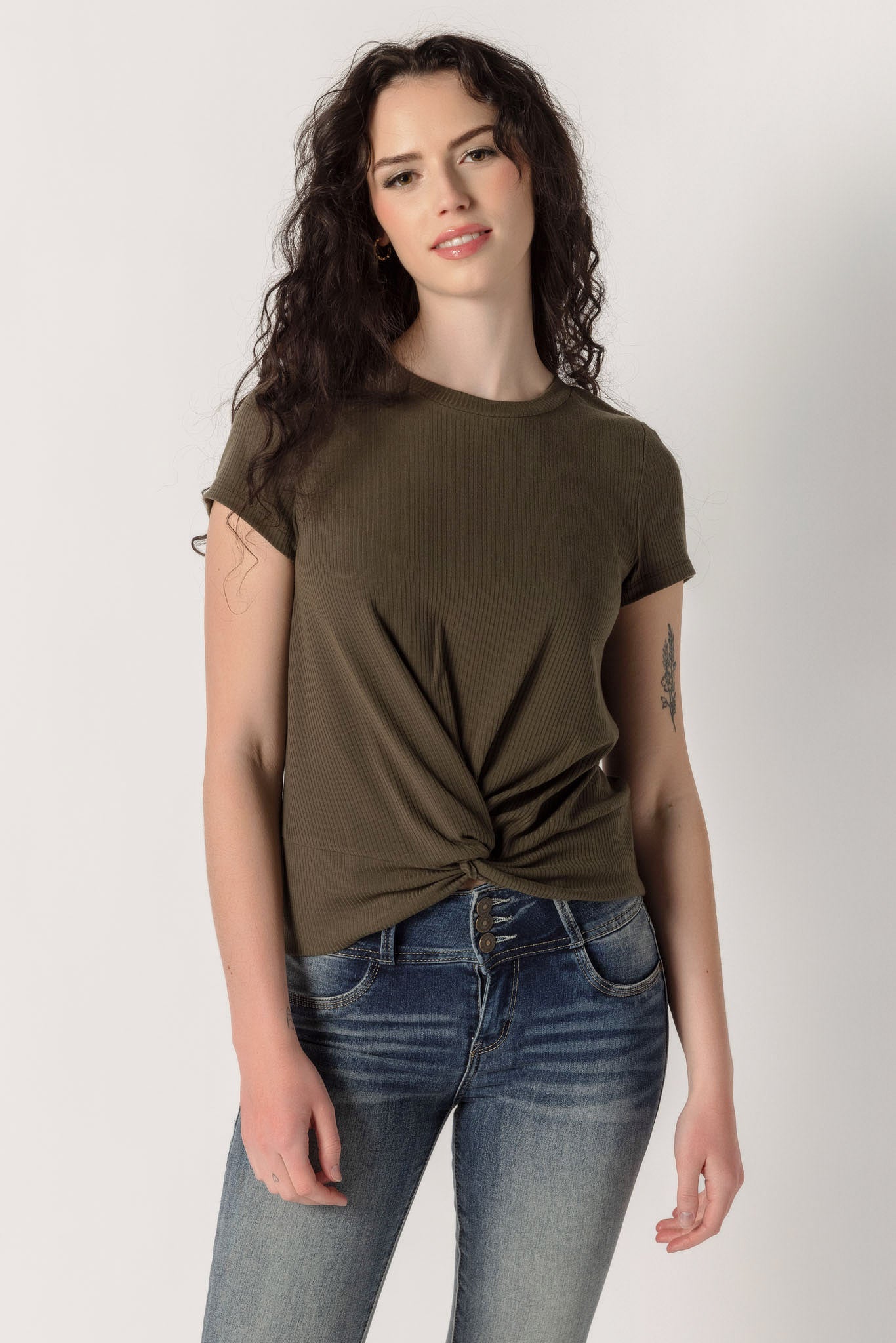 Ribbed Cap Sleeve Knotted Tee