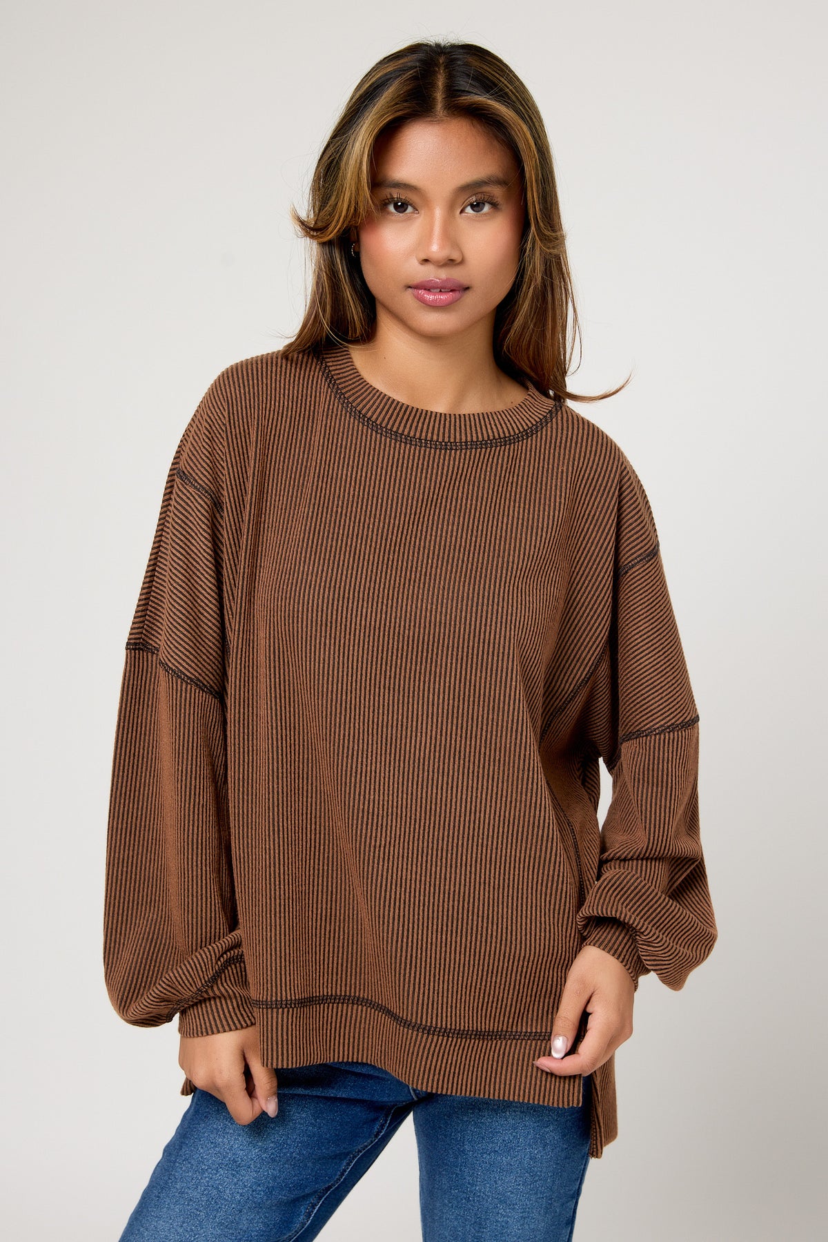 Cozy Ribbed Crew Neck with Contrasting Stitching