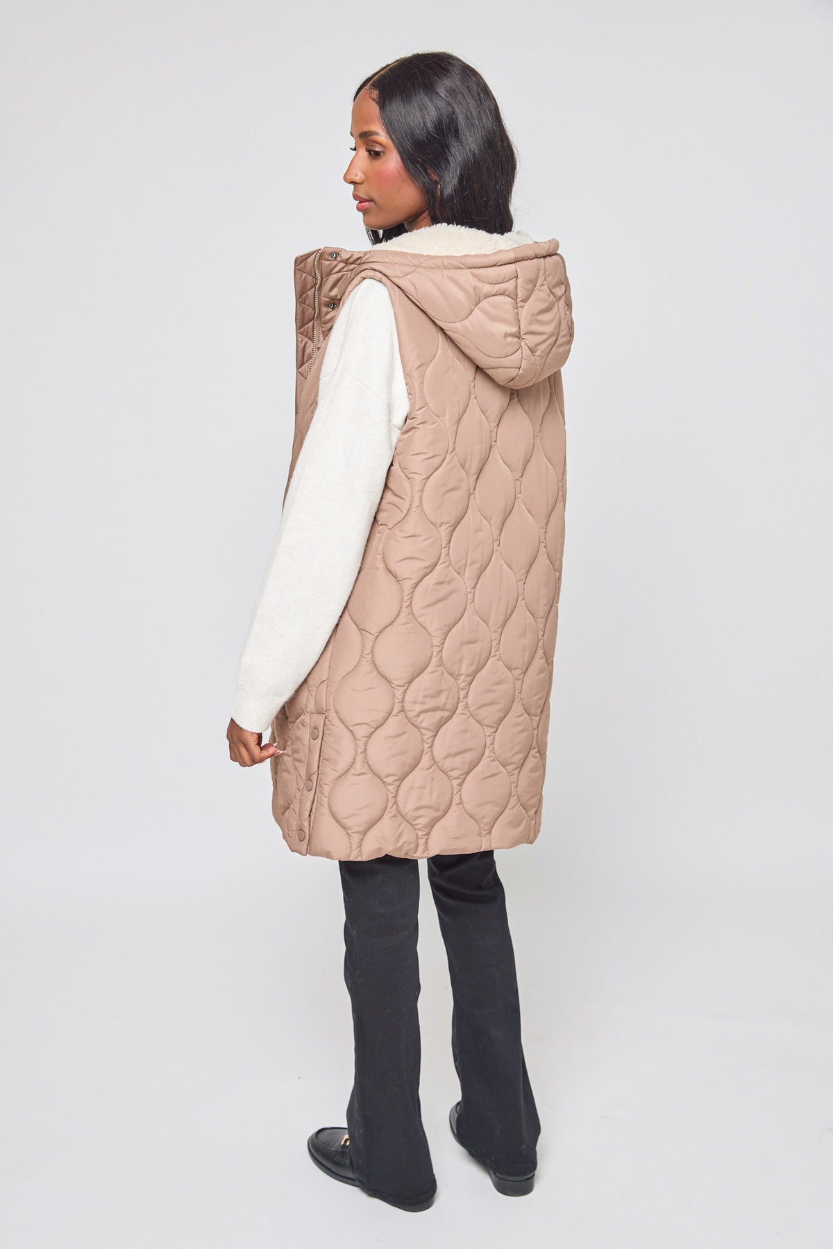 Wave Quilted Hooded Vest