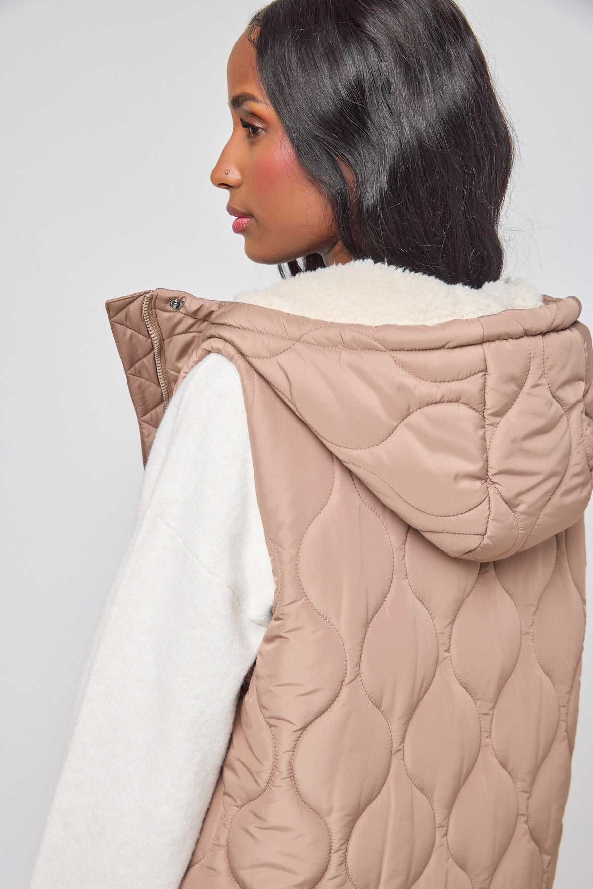 Wave Quilted Hooded Vest